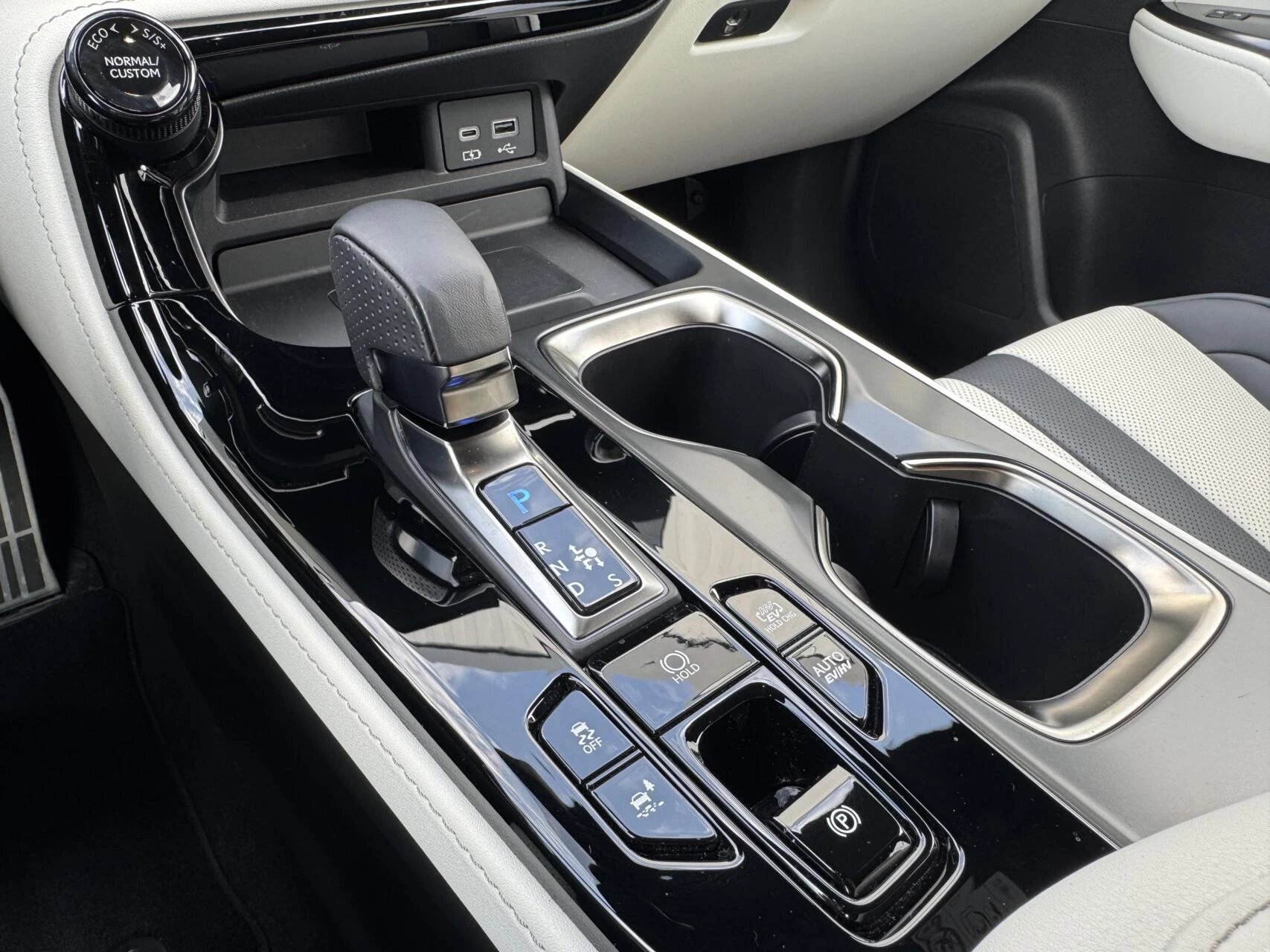 Hoofdafbeelding Lexus NX