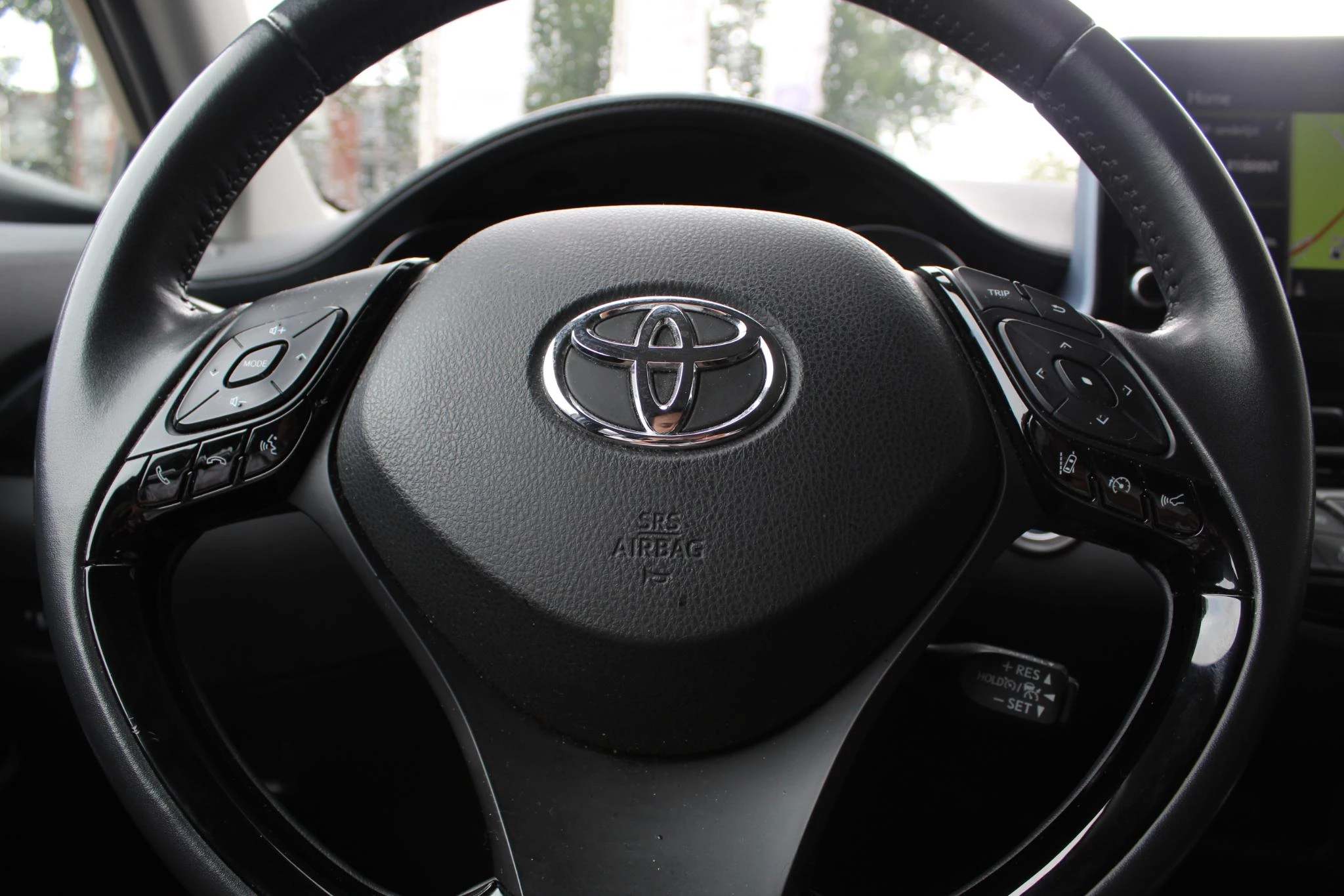Hoofdafbeelding Toyota C-HR