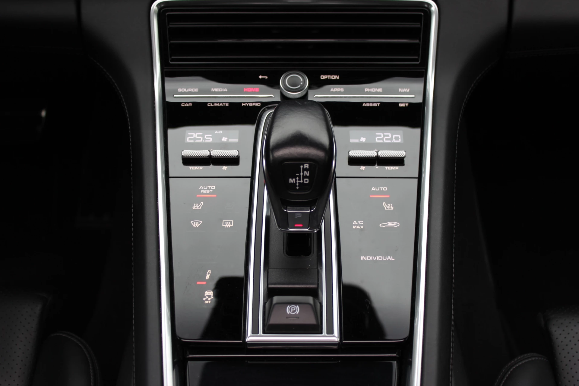 Hoofdafbeelding Porsche Panamera
