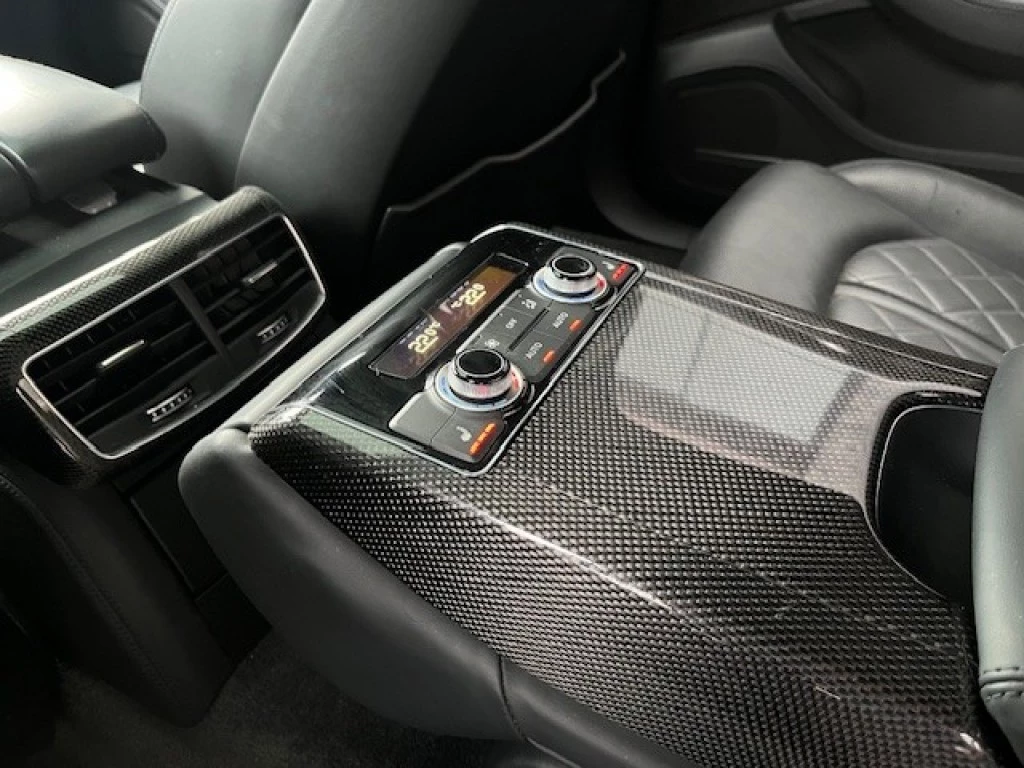 Hoofdafbeelding Audi S8