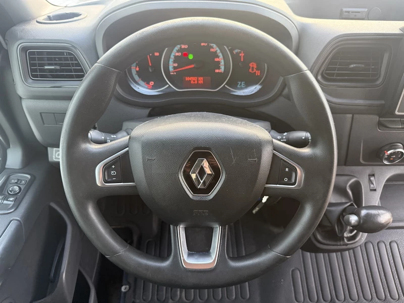 Hoofdafbeelding Renault eMaster