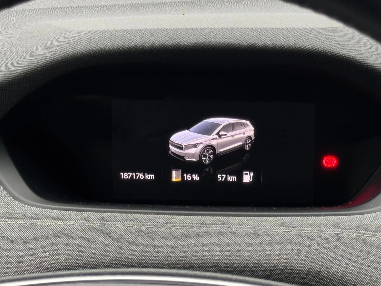 Hoofdafbeelding Škoda Enyaq iV