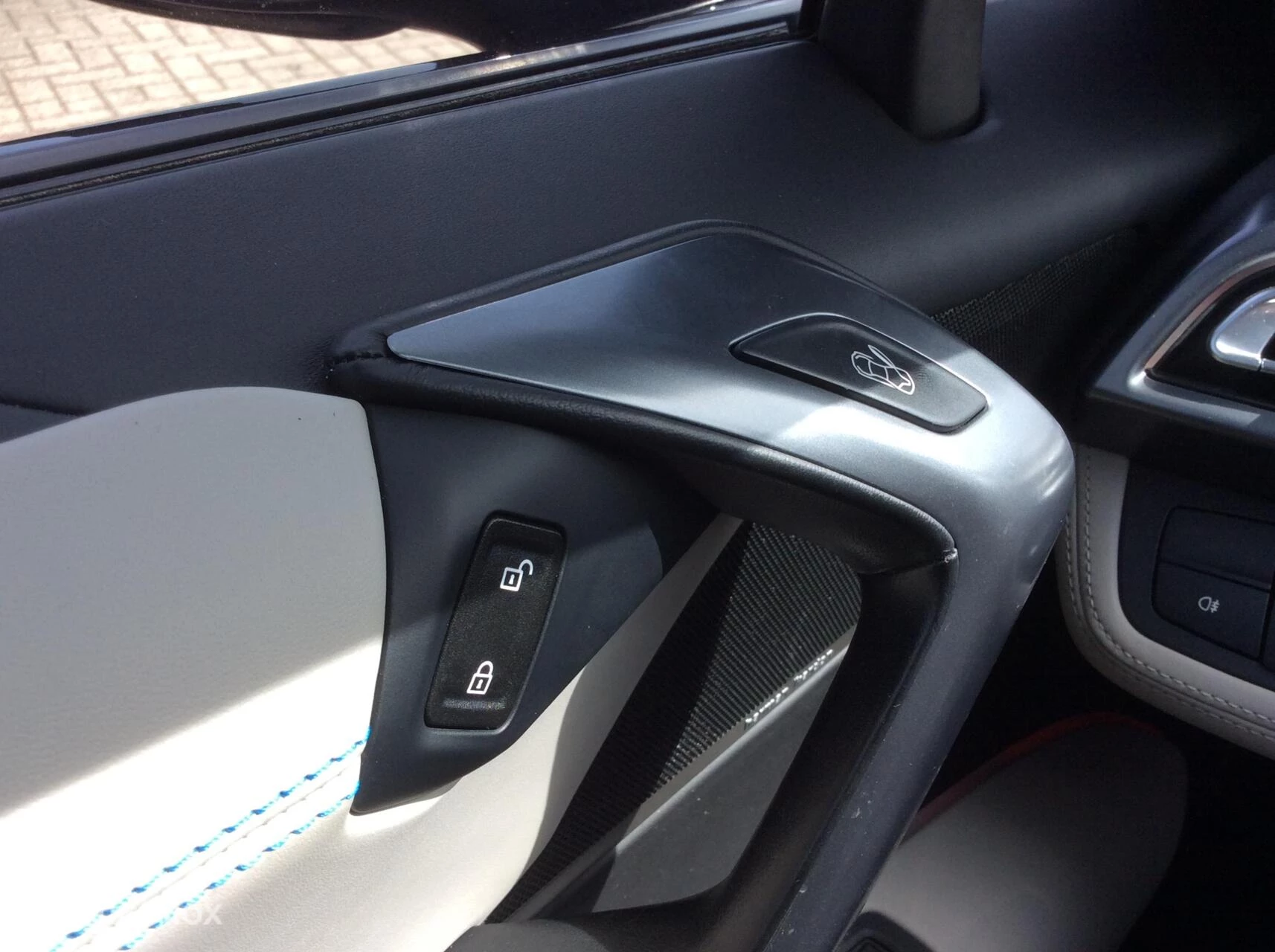 Hoofdafbeelding BMW i8