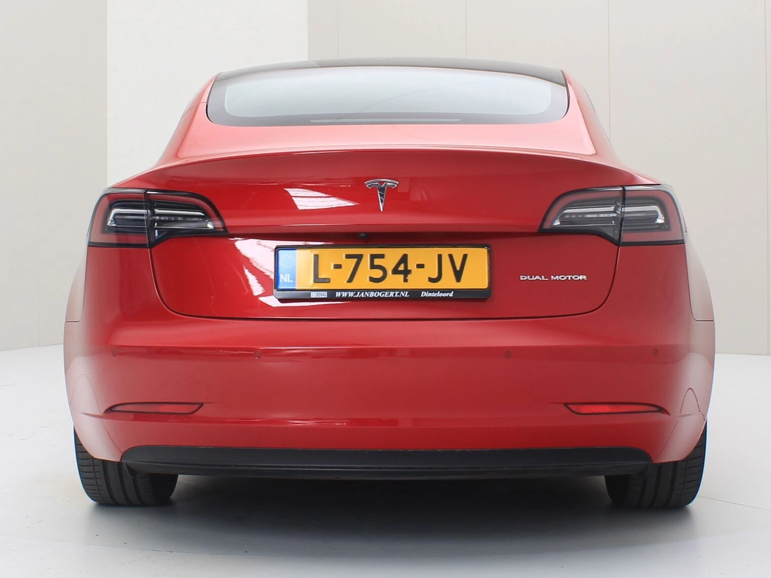 Hoofdafbeelding Tesla Model 3