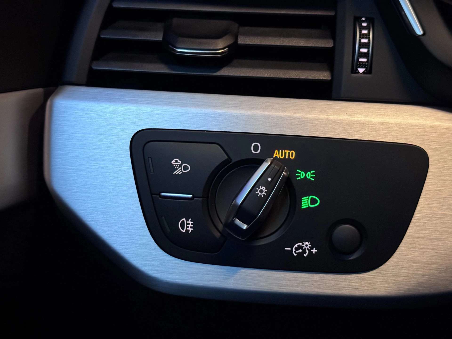 Hoofdafbeelding Audi S4