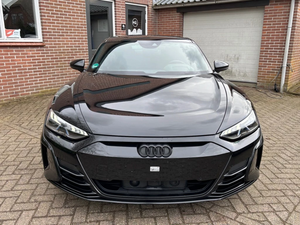 Hoofdafbeelding Audi e-tron GT