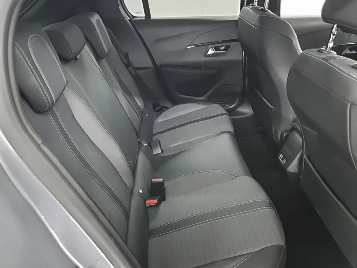 Hoofdafbeelding Peugeot e-208