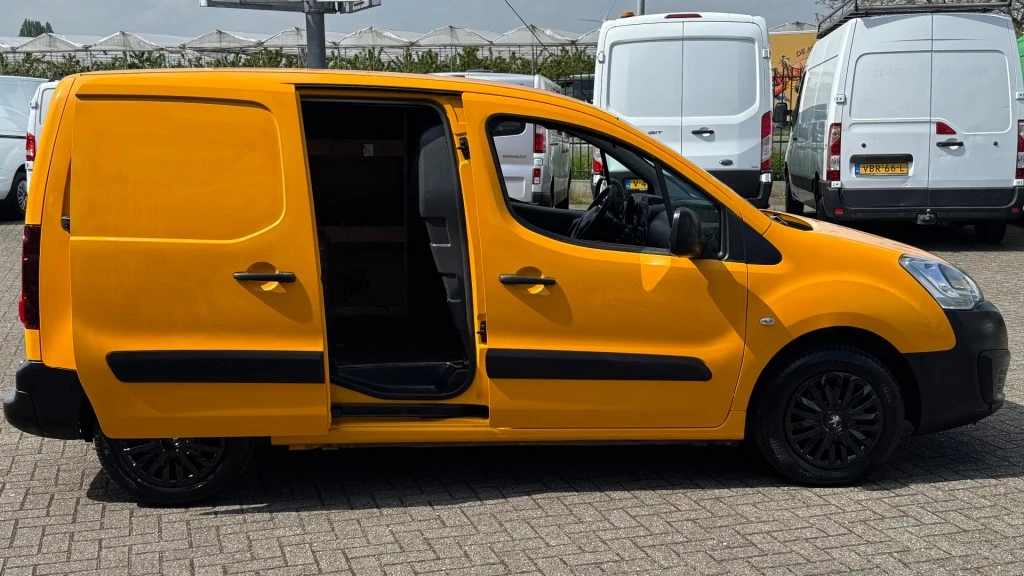 Hoofdafbeelding Peugeot Partner