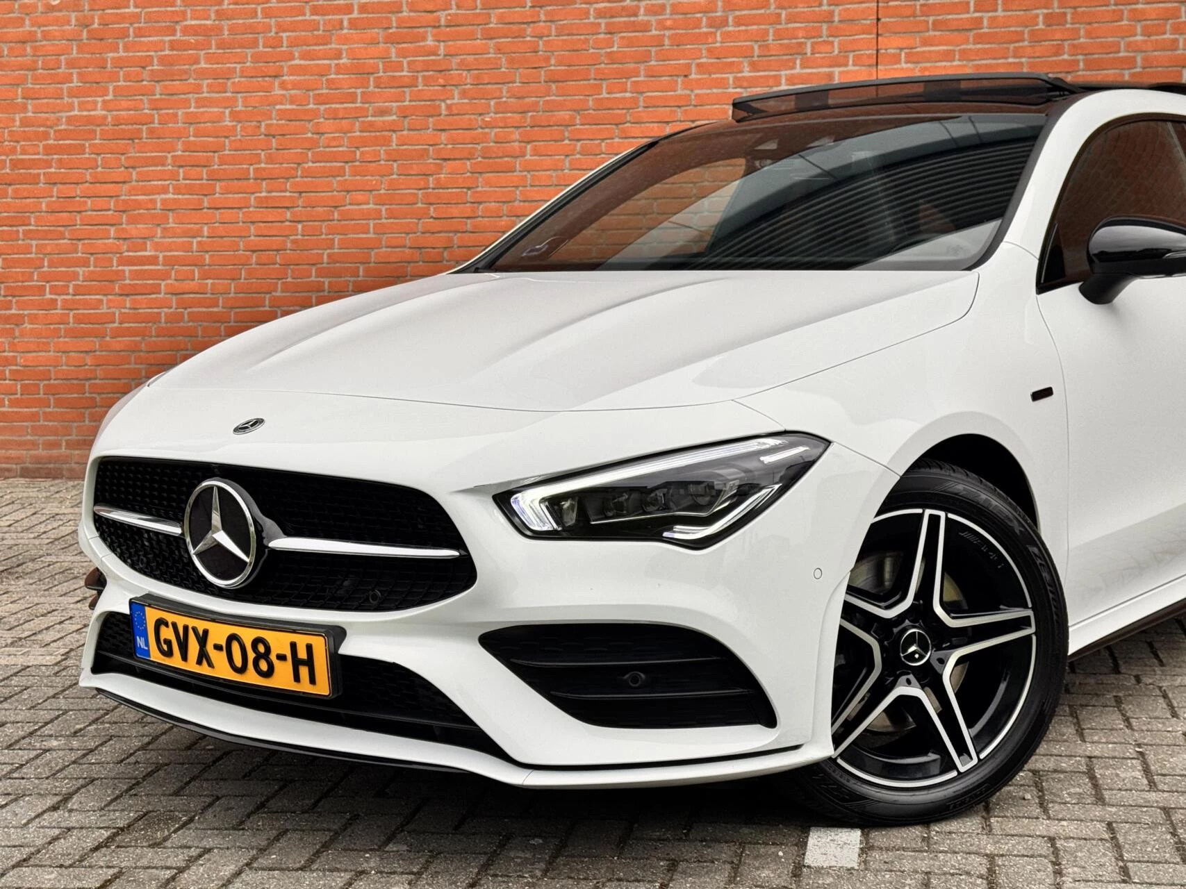 Hoofdafbeelding Mercedes-Benz CLA