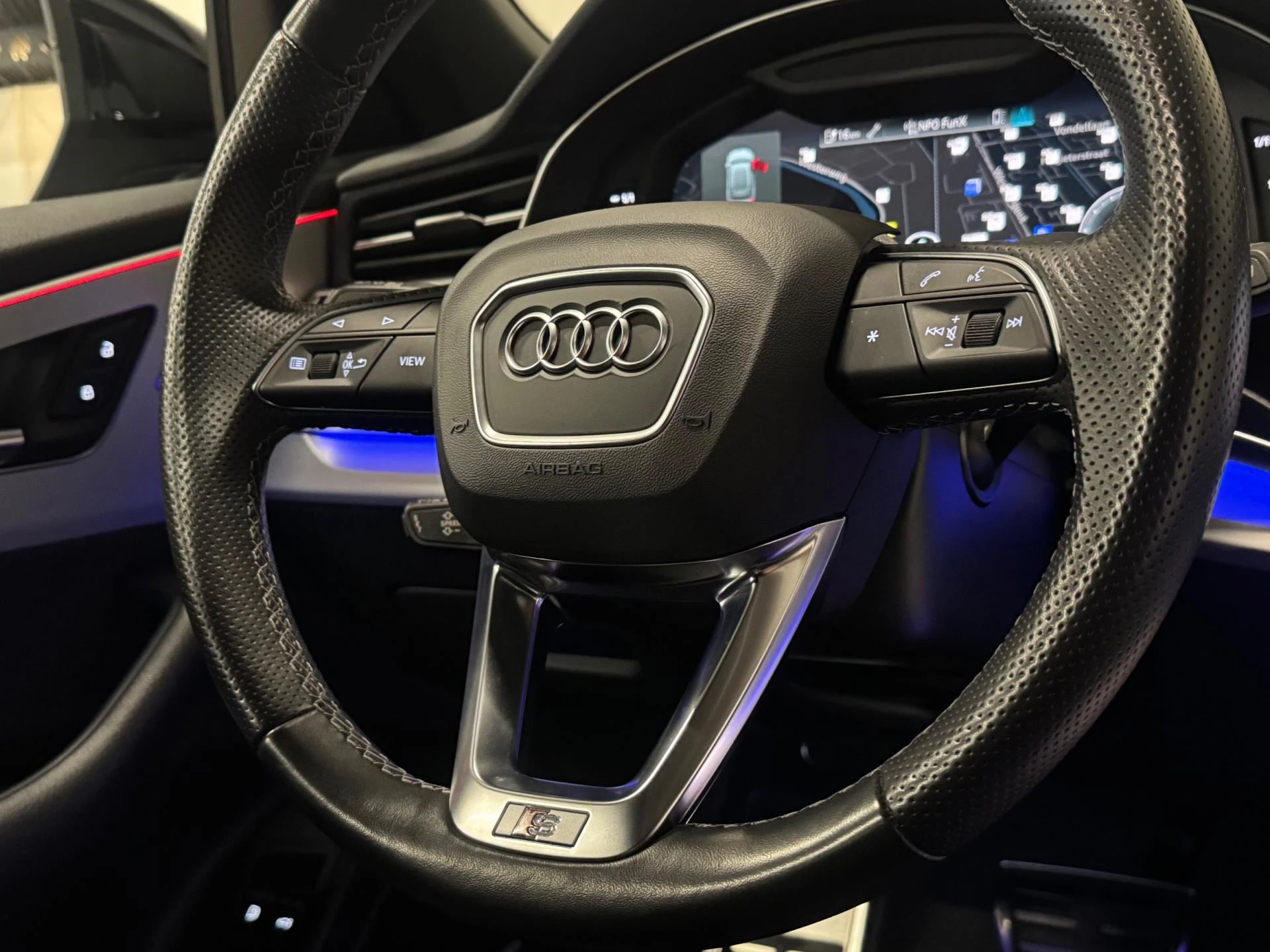 Hoofdafbeelding Audi Q8