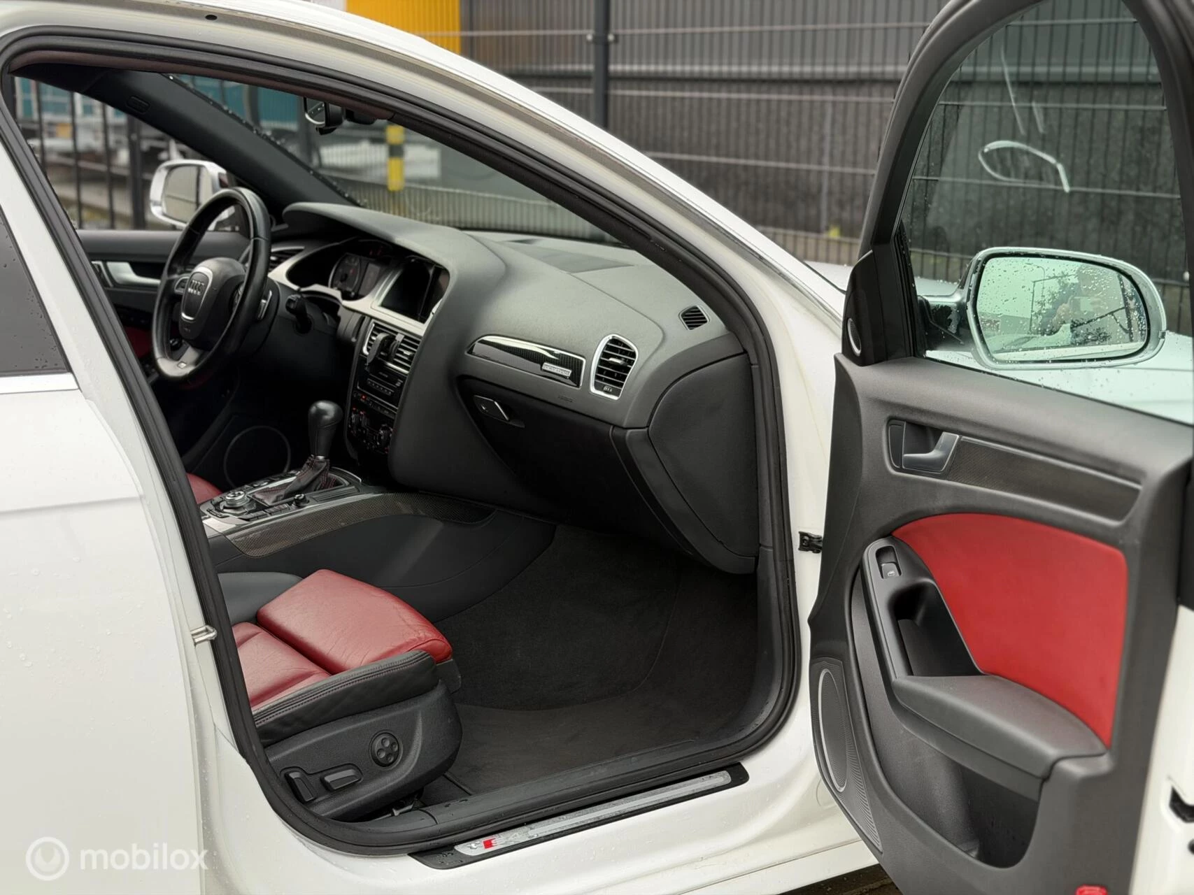 Hoofdafbeelding Audi S4