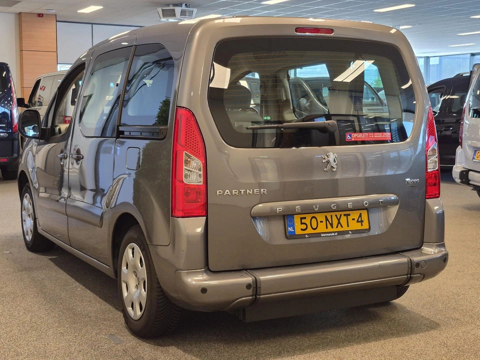 Hoofdafbeelding Peugeot Partner