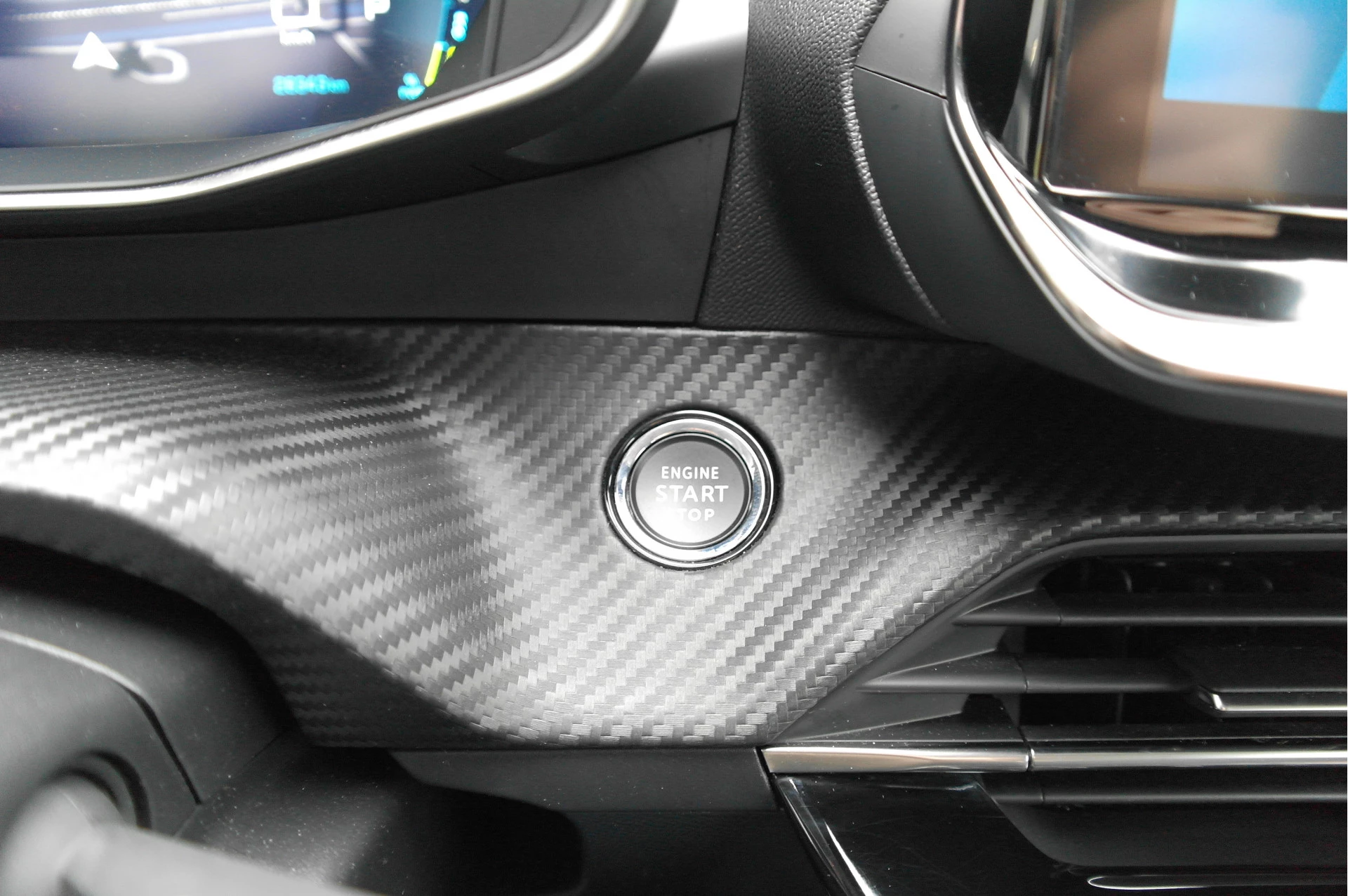 Hoofdafbeelding Peugeot e-2008