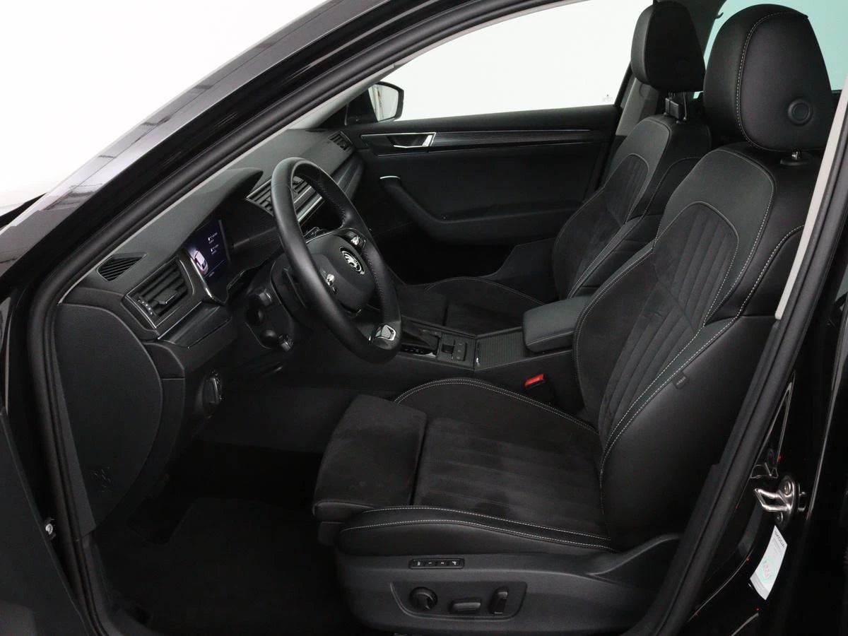 Hoofdafbeelding Škoda Superb