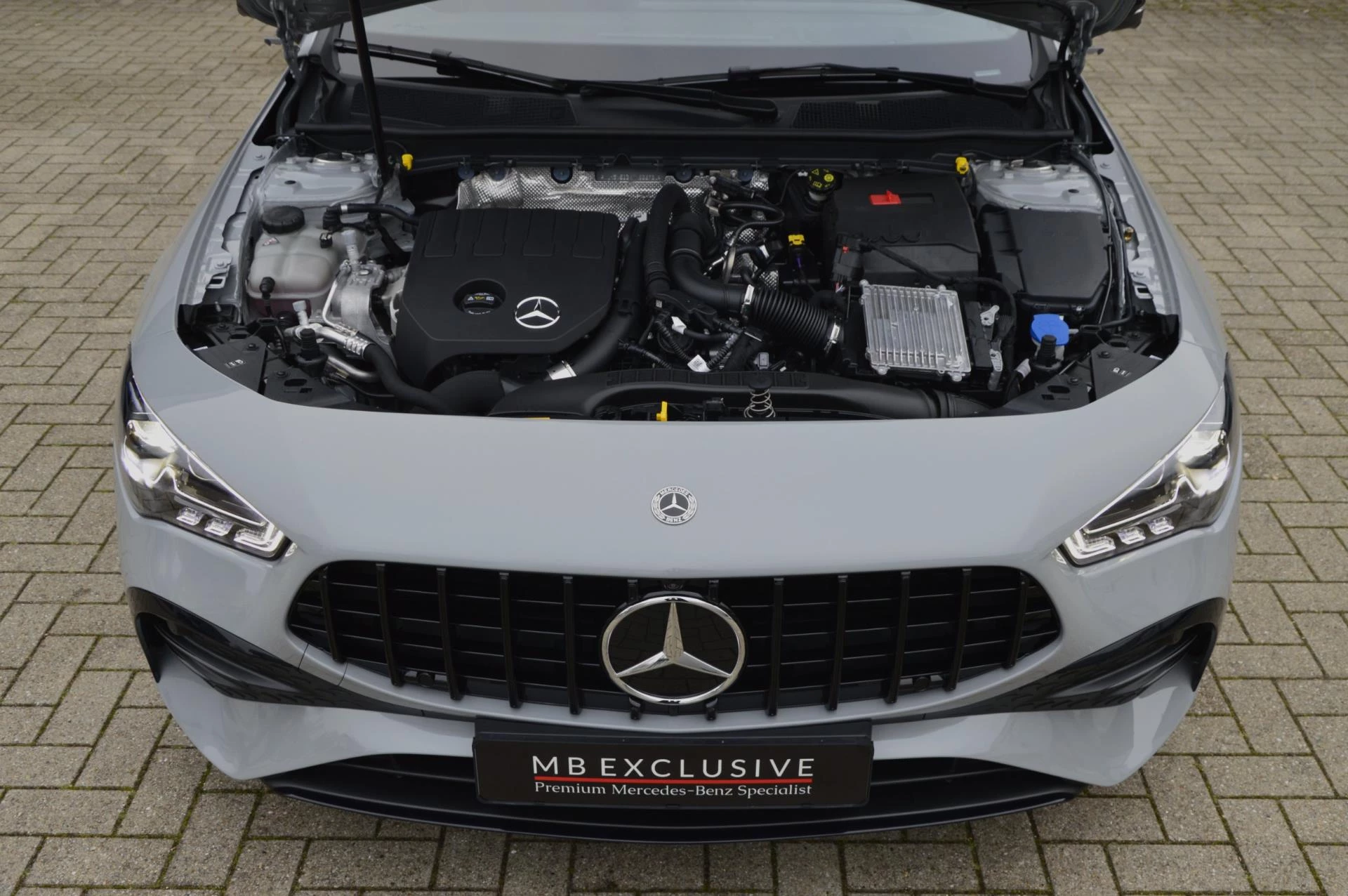Hoofdafbeelding Mercedes-Benz CLA