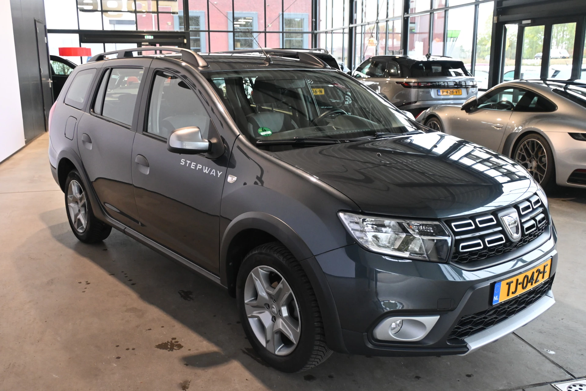 Hoofdafbeelding Dacia Logan