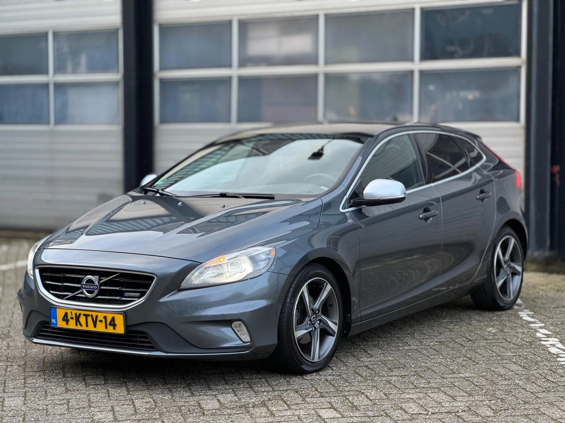 Hoofdafbeelding Volvo V40