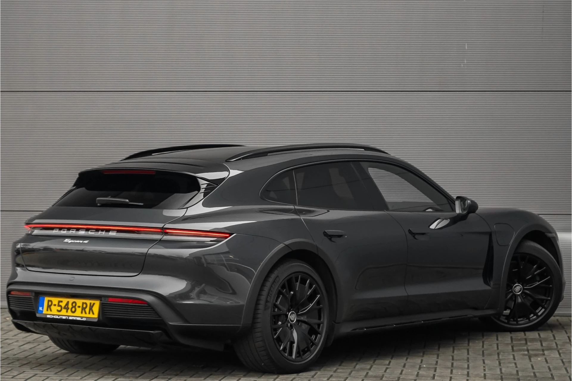 Hoofdafbeelding Porsche Taycan