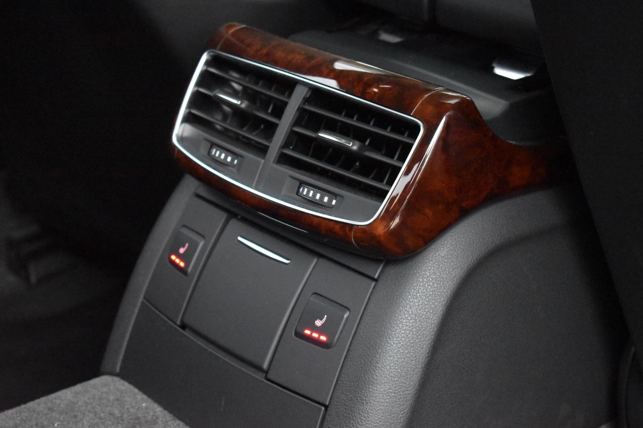 Hoofdafbeelding Audi A8