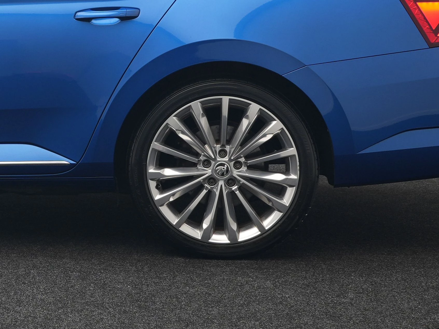 Hoofdafbeelding Škoda Superb