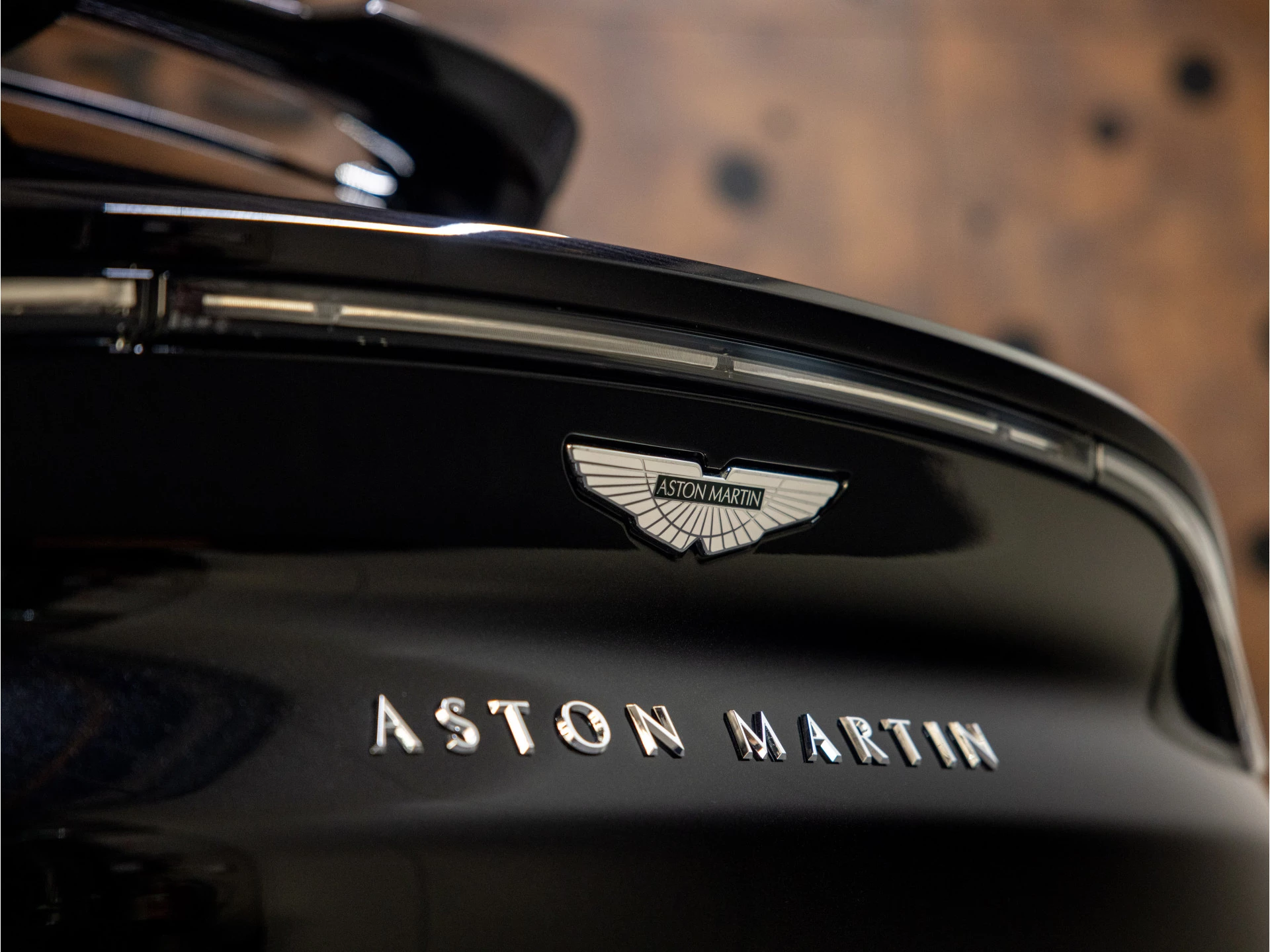 Hoofdafbeelding Aston Martin DBX