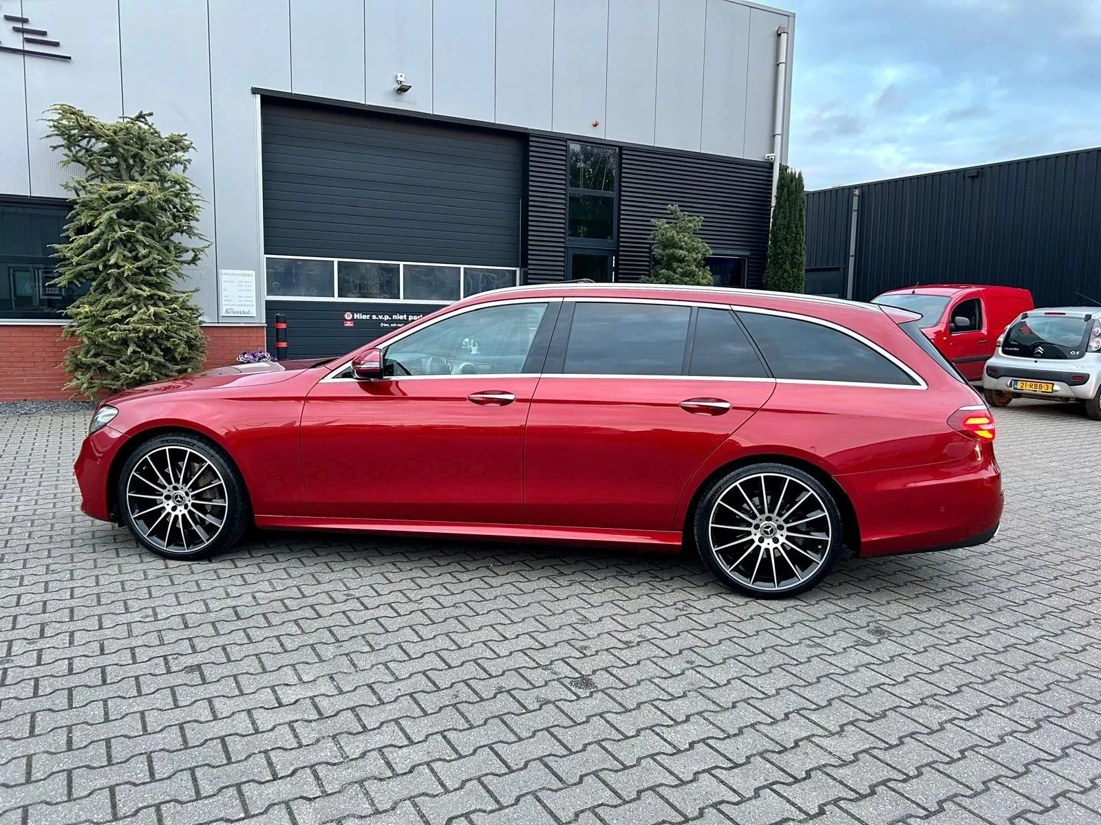 Hoofdafbeelding Mercedes-Benz E-Klasse
