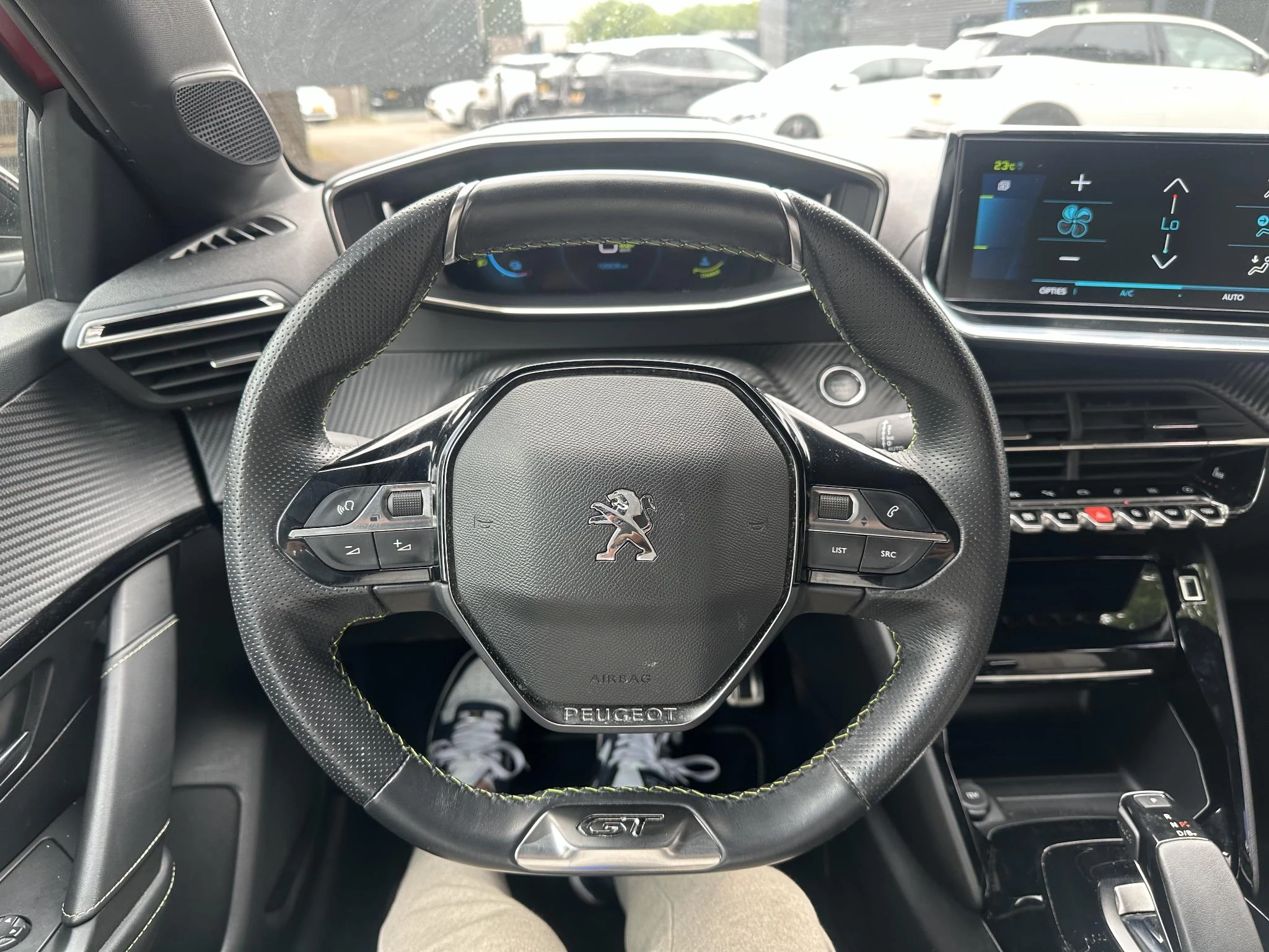 Hoofdafbeelding Peugeot e-208