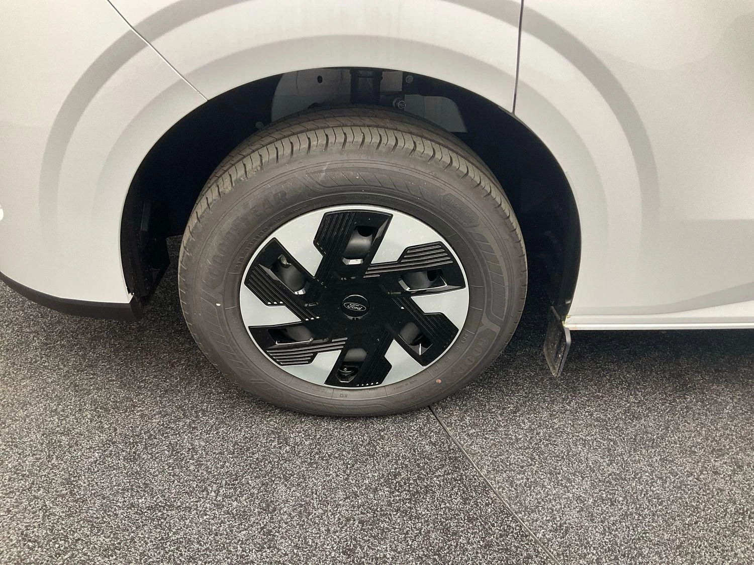 Hoofdafbeelding Ford E-Transit