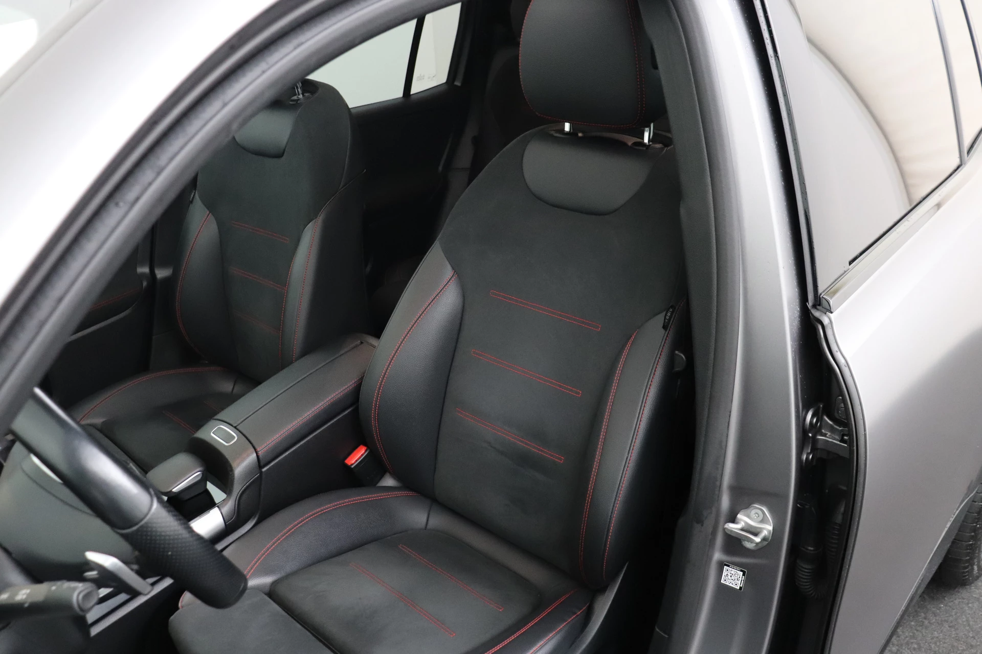 Hoofdafbeelding Mercedes-Benz EQB