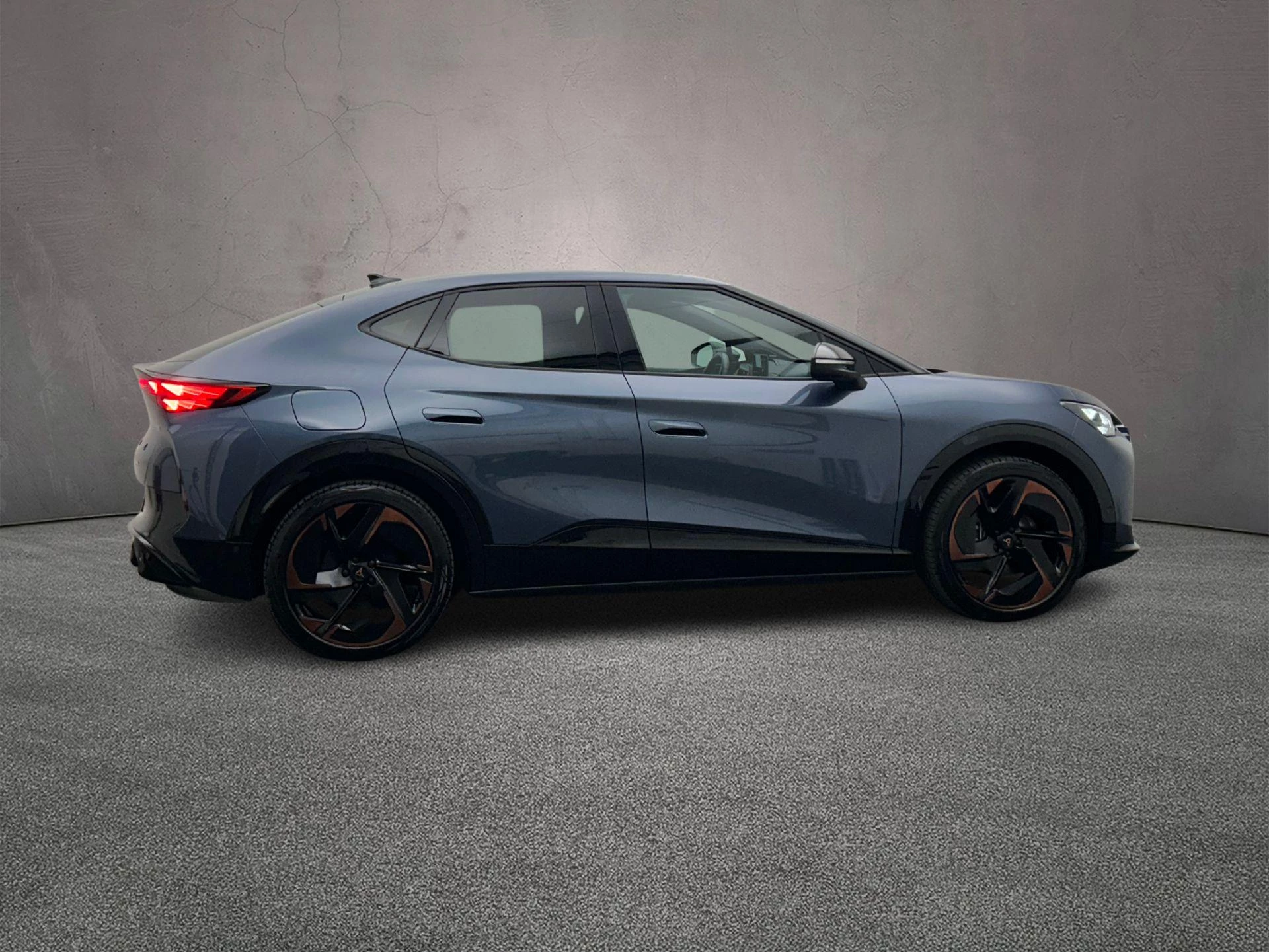 Hoofdafbeelding CUPRA Tavascan