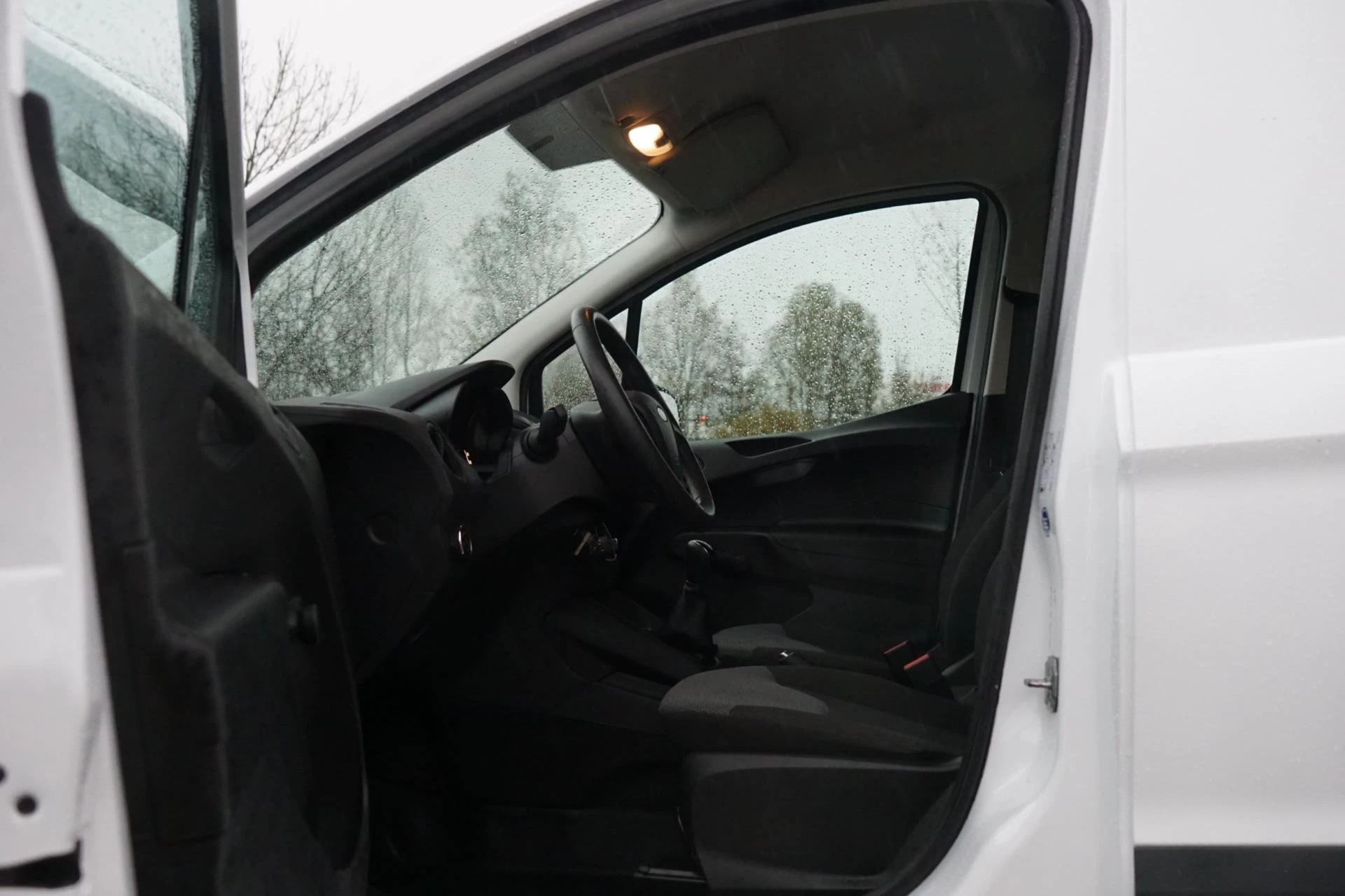Hoofdafbeelding Ford Transit Courier