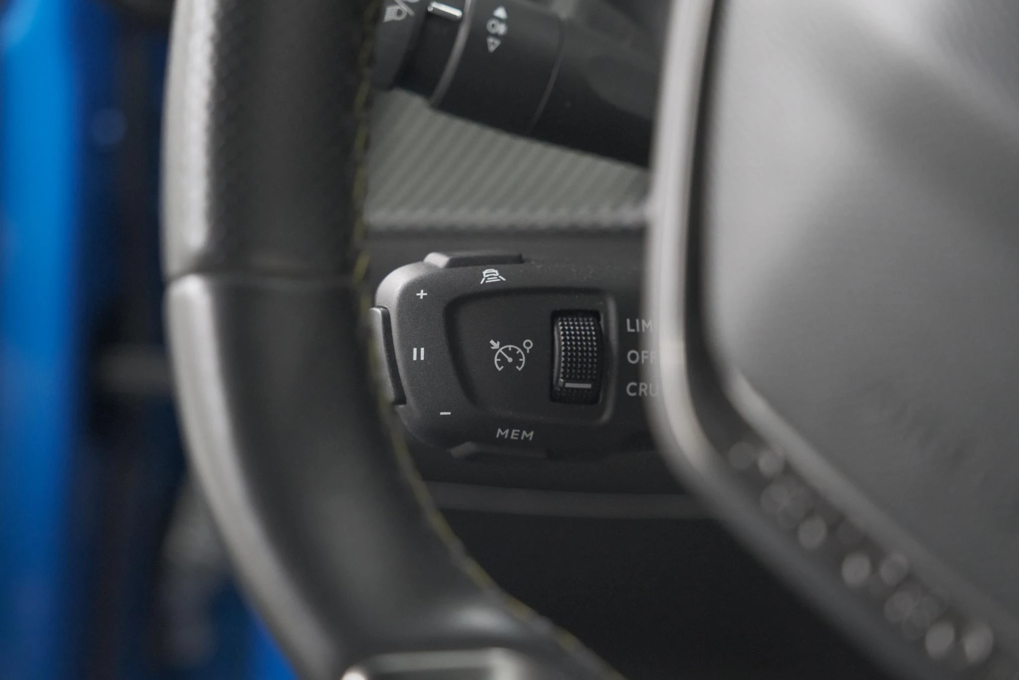 Hoofdafbeelding Peugeot e-208