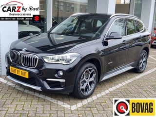 BMW X1 sDRIVE18i CENTENNIAL EXECUTIVE AUT. Leder | Navi | 18" Lichtmetalen velgen