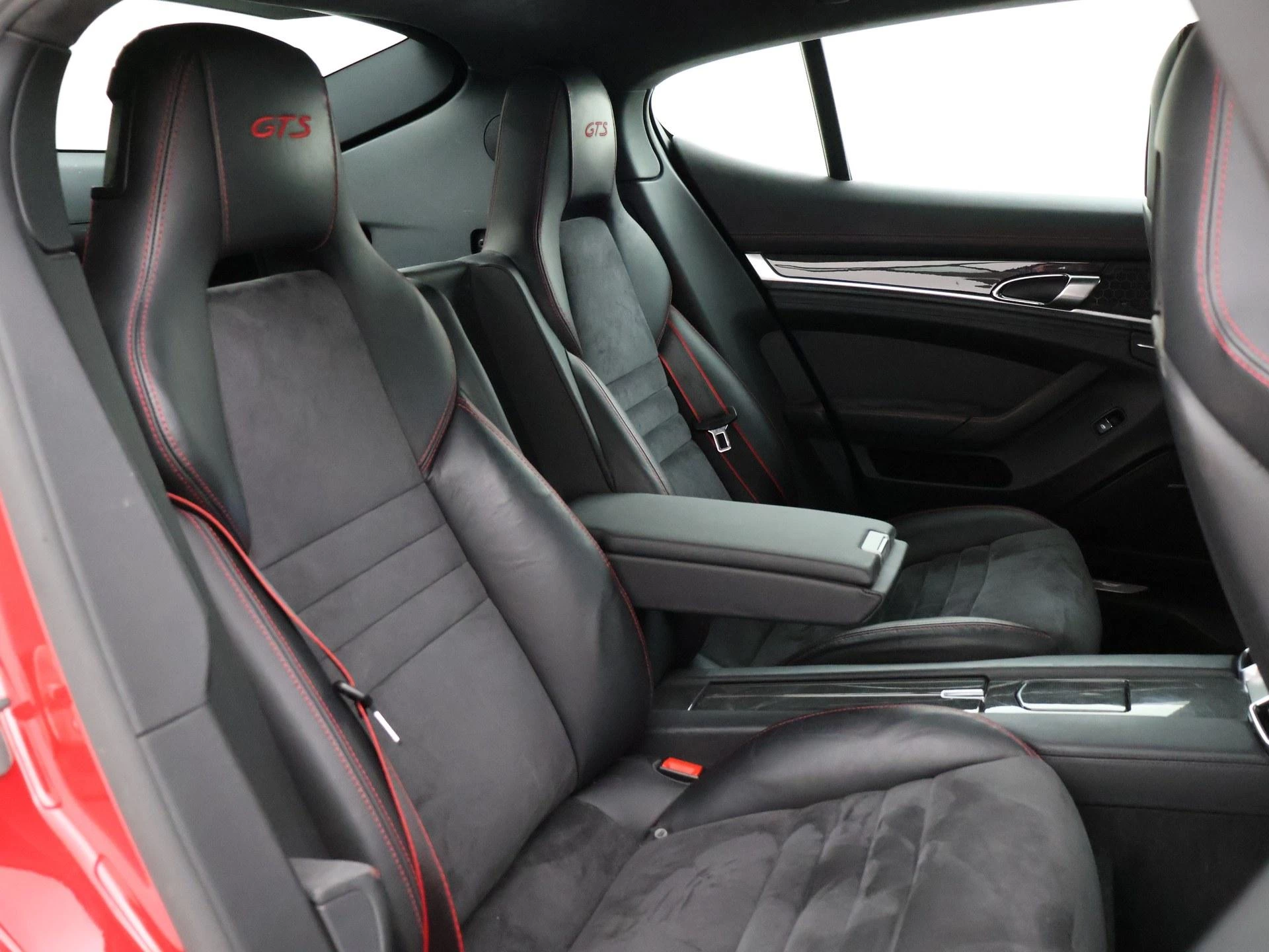 Hoofdafbeelding Porsche Panamera