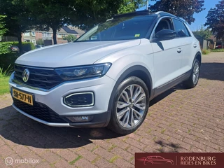 Hoofdafbeelding Volkswagen T-Roc Volkswagen T-Roc 1.5 TSI Sport