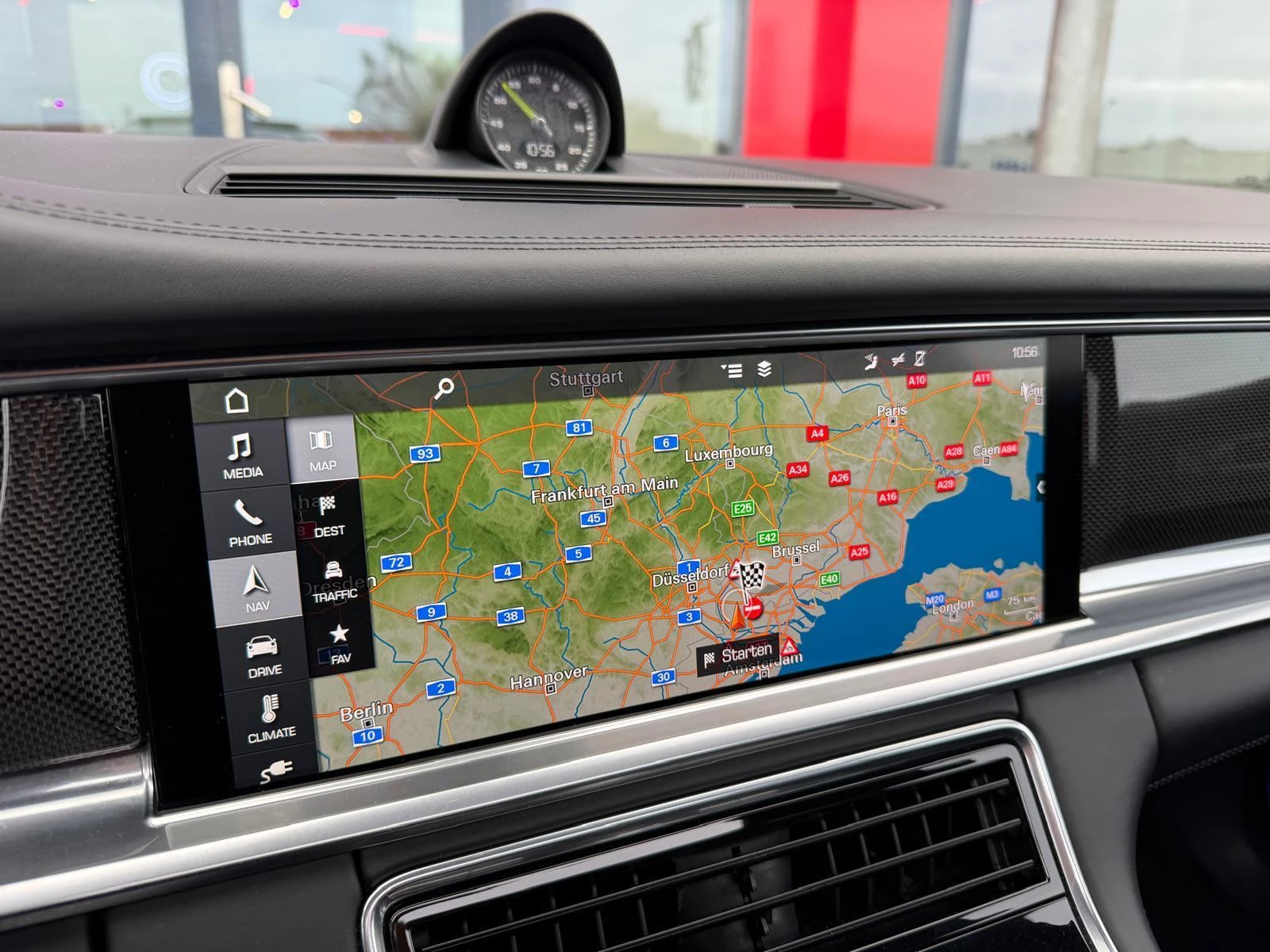 Hoofdafbeelding Porsche Panamera