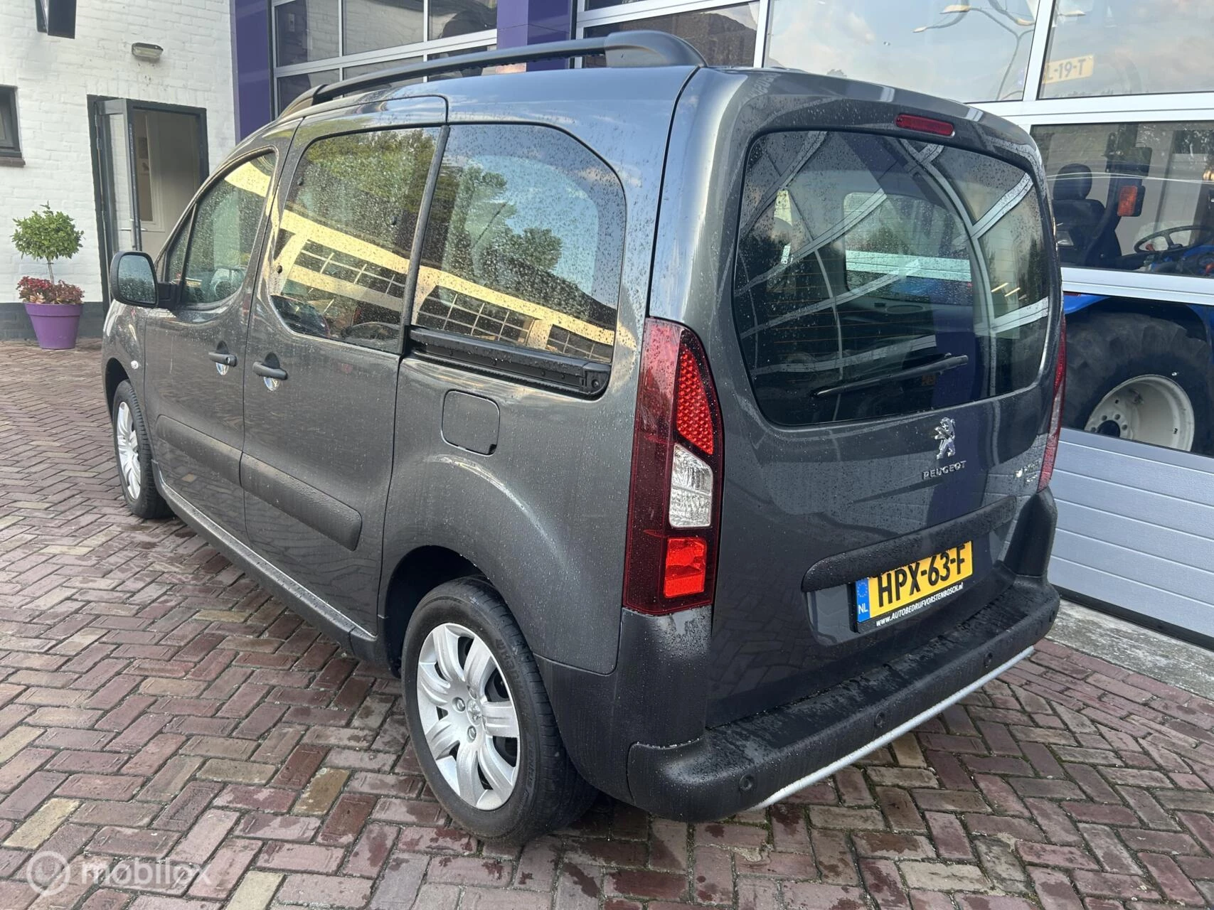 Hoofdafbeelding Peugeot Partner