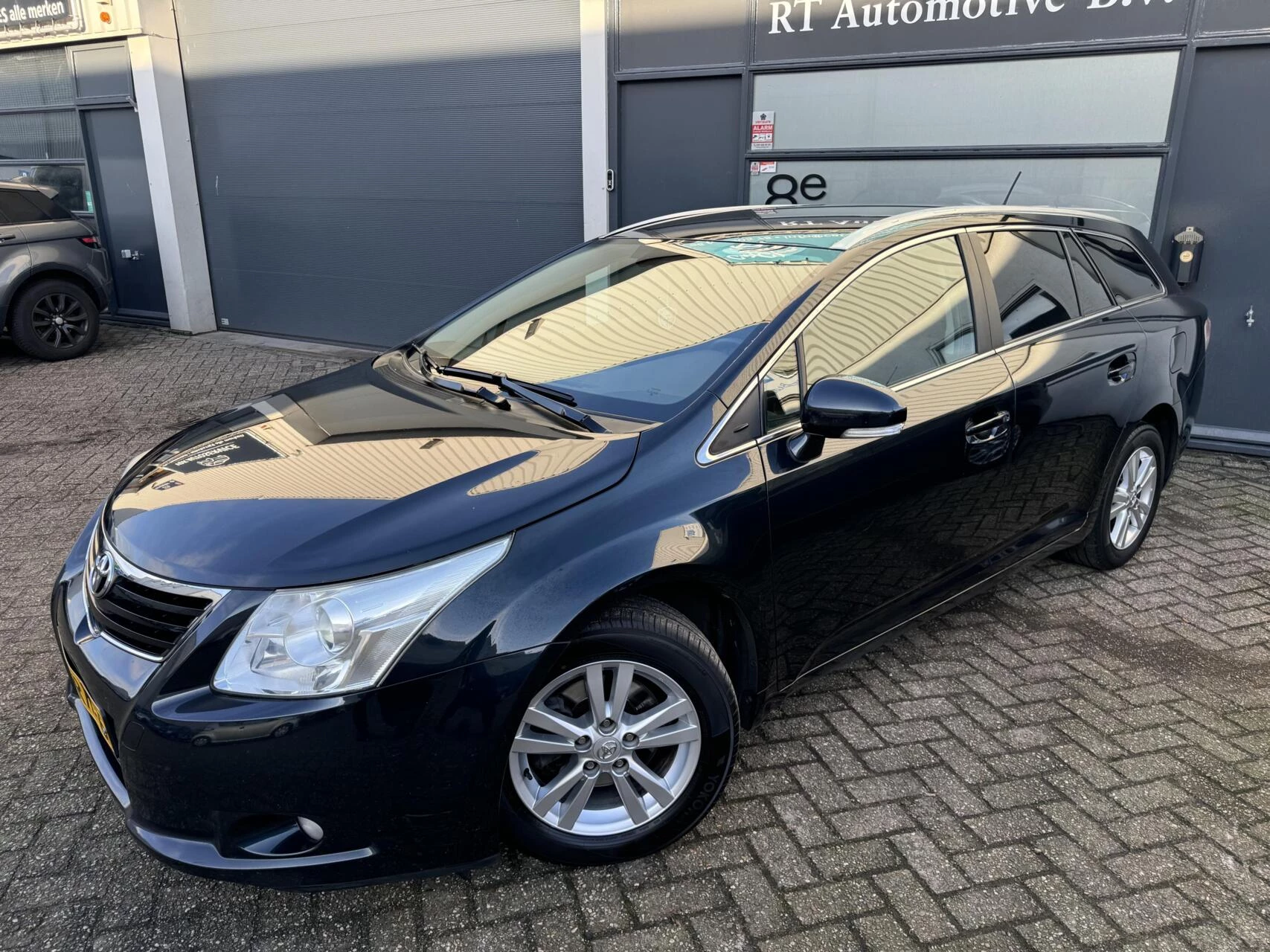 Hoofdafbeelding Toyota Avensis