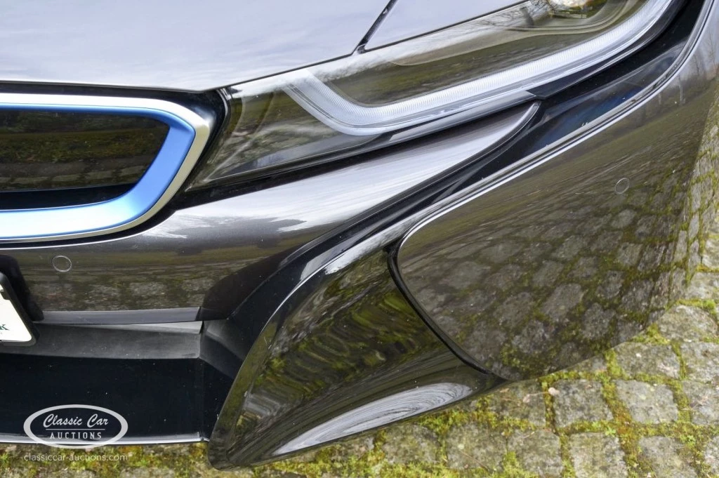 Hoofdafbeelding BMW i8