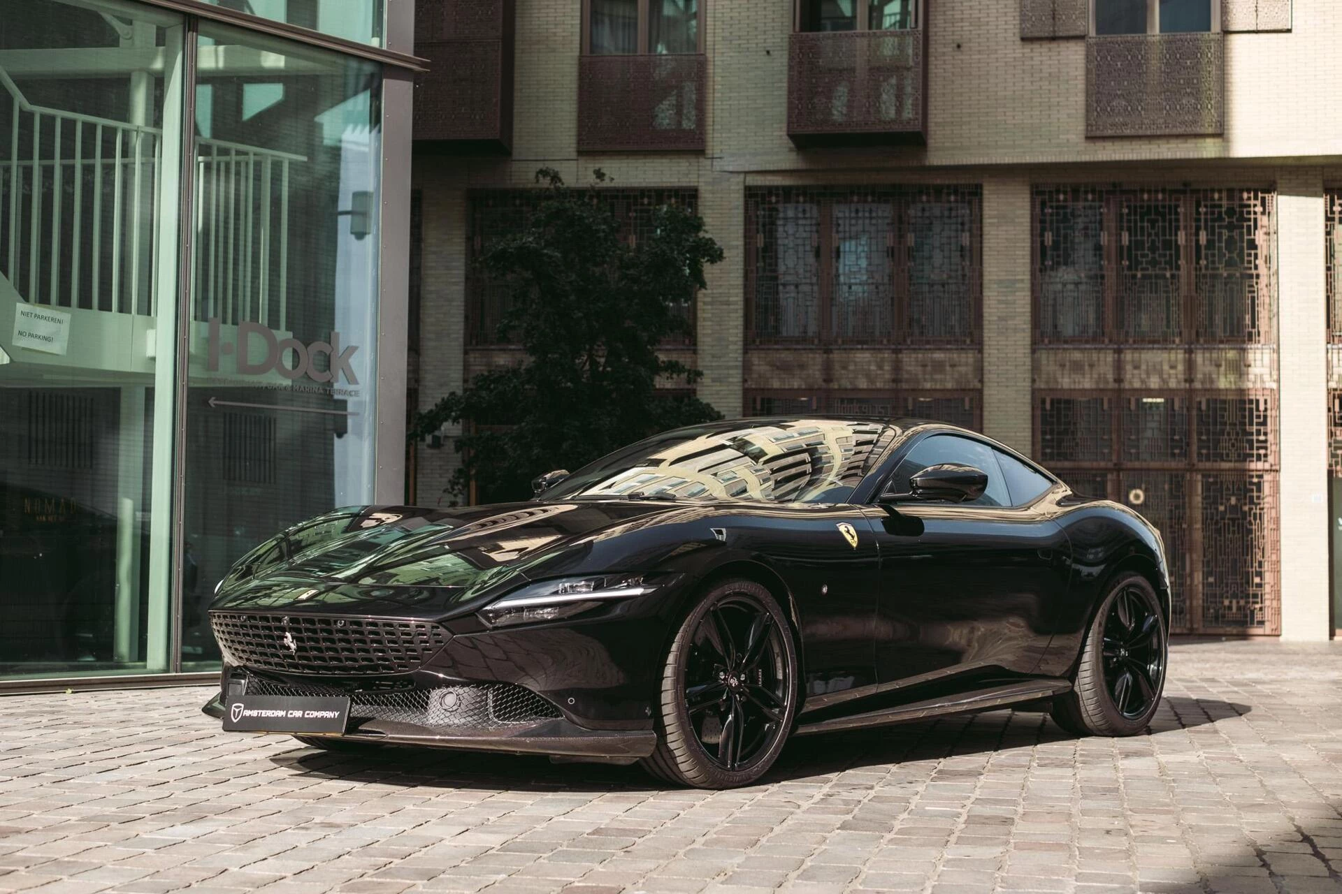 Hoofdafbeelding Ferrari Roma
