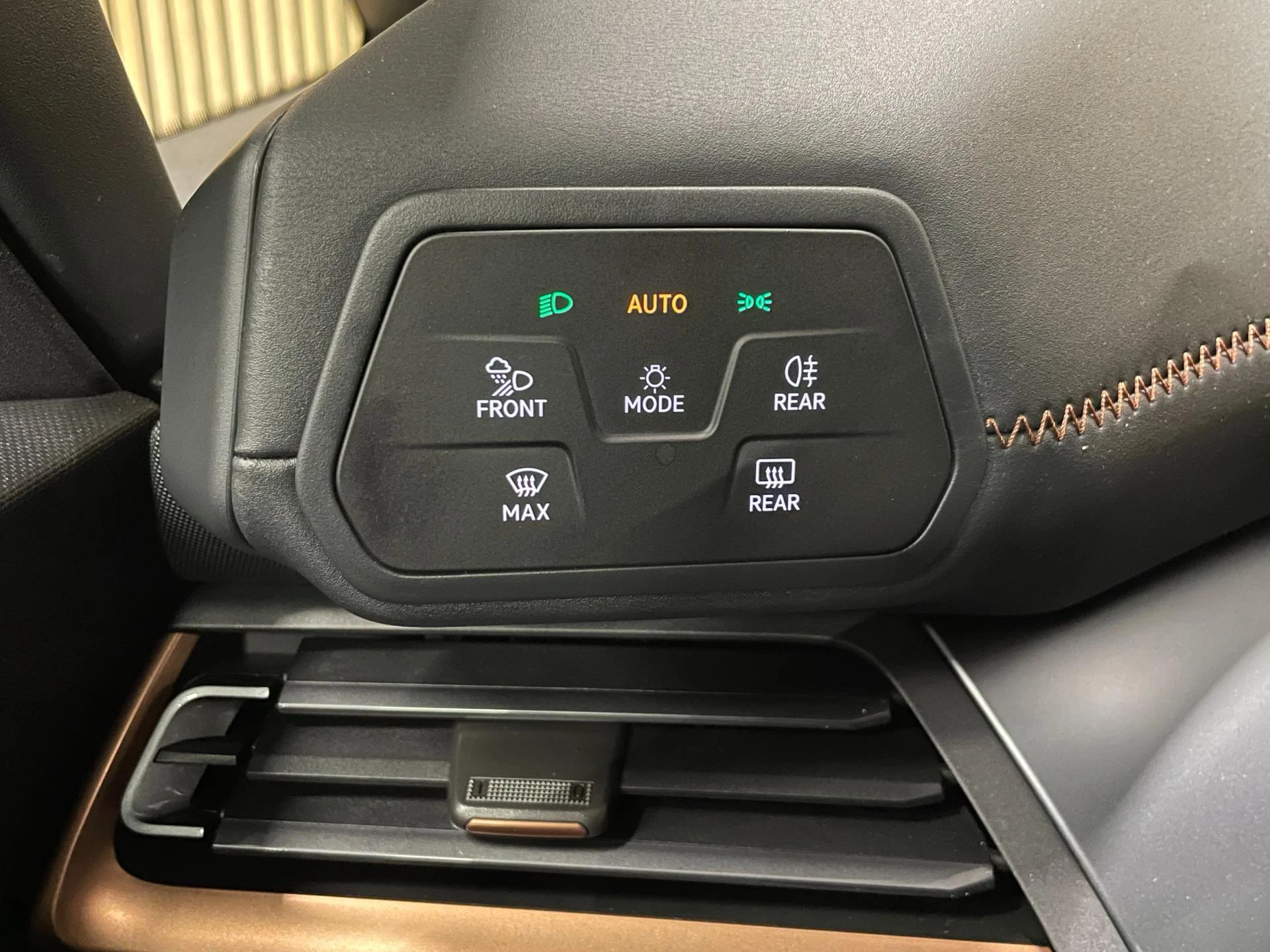 Hoofdafbeelding CUPRA Born