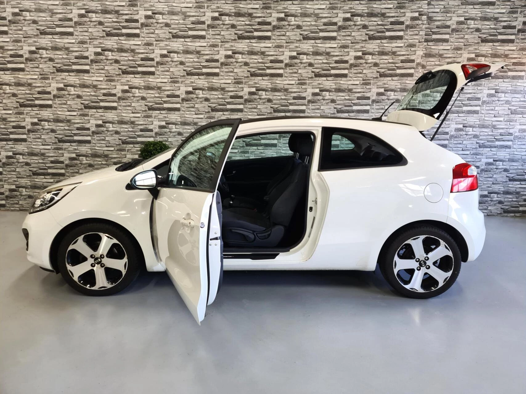 Hoofdafbeelding Kia Rio