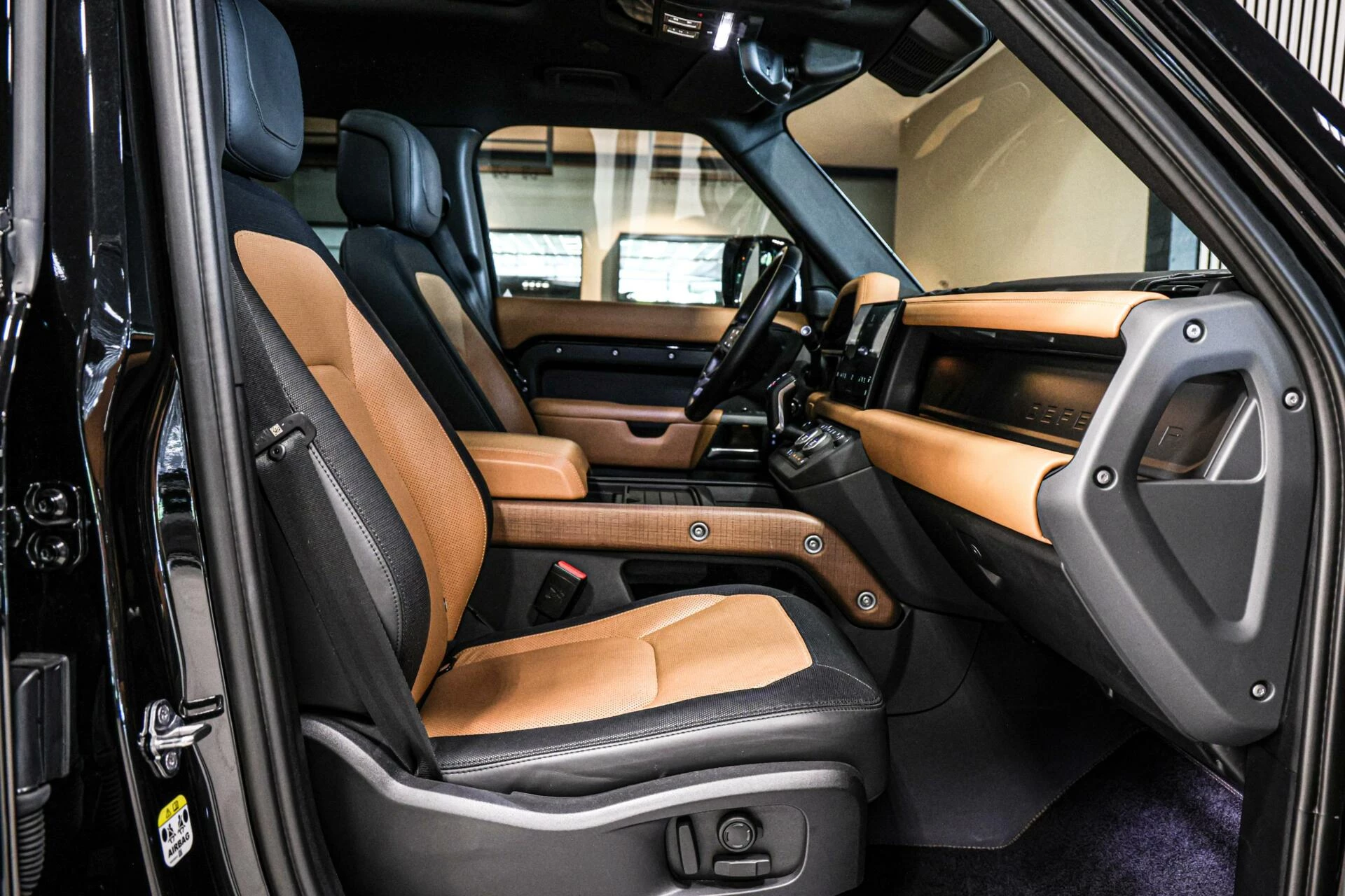 Hoofdafbeelding Land Rover Defender