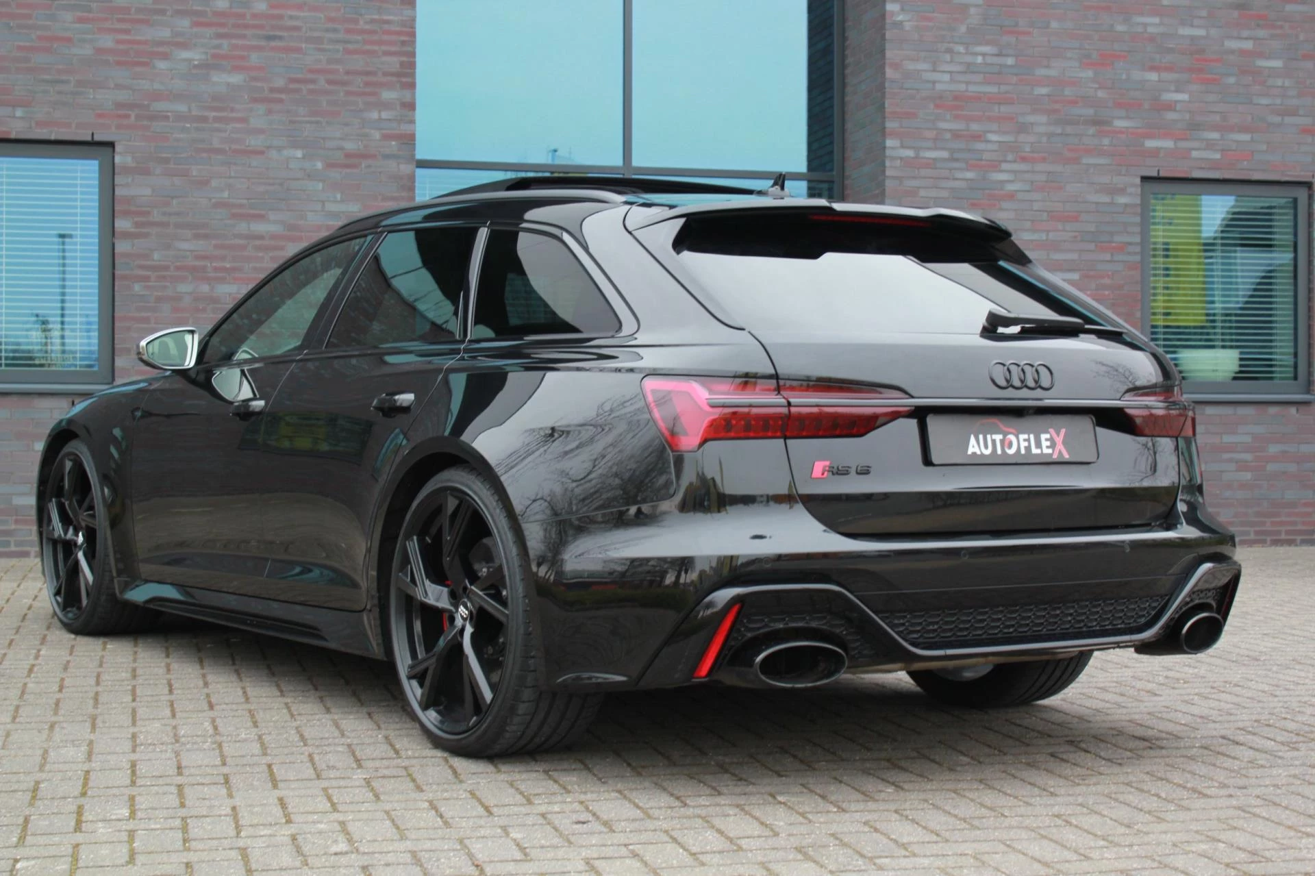 Hoofdafbeelding Audi RS6