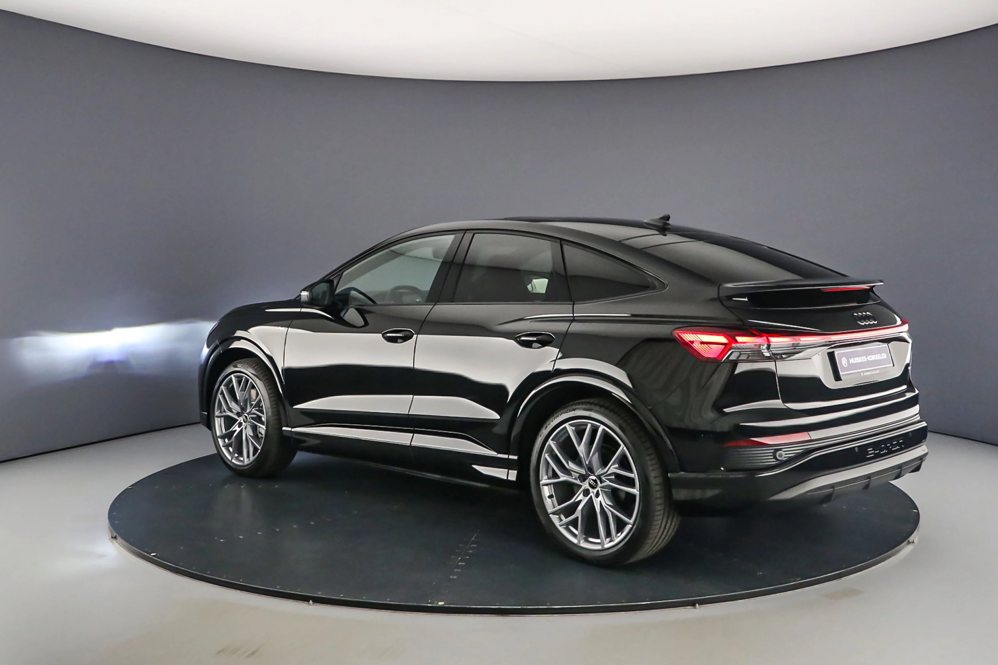 Hoofdafbeelding Audi Q4 e-tron
