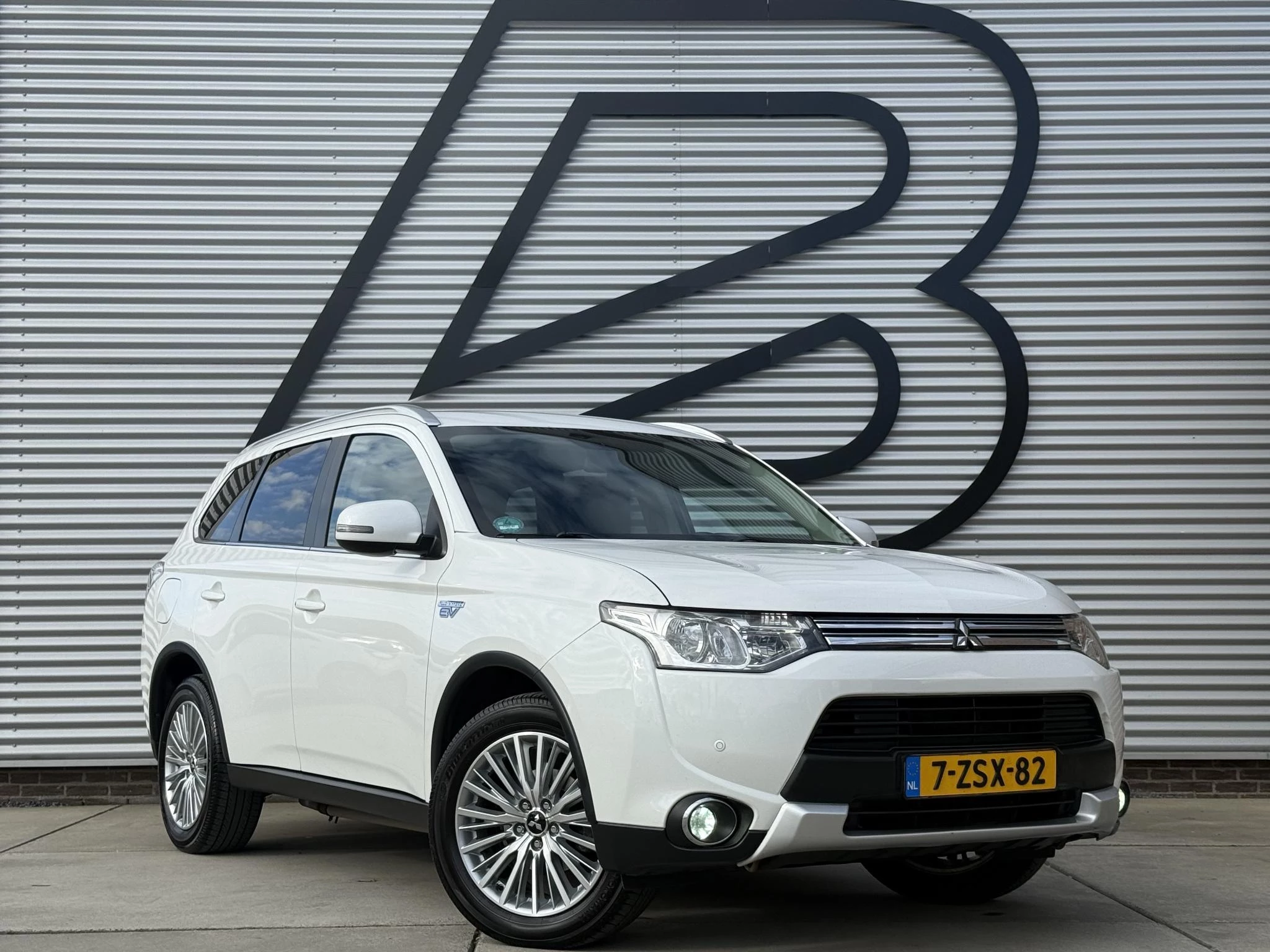 Hoofdafbeelding Mitsubishi Outlander