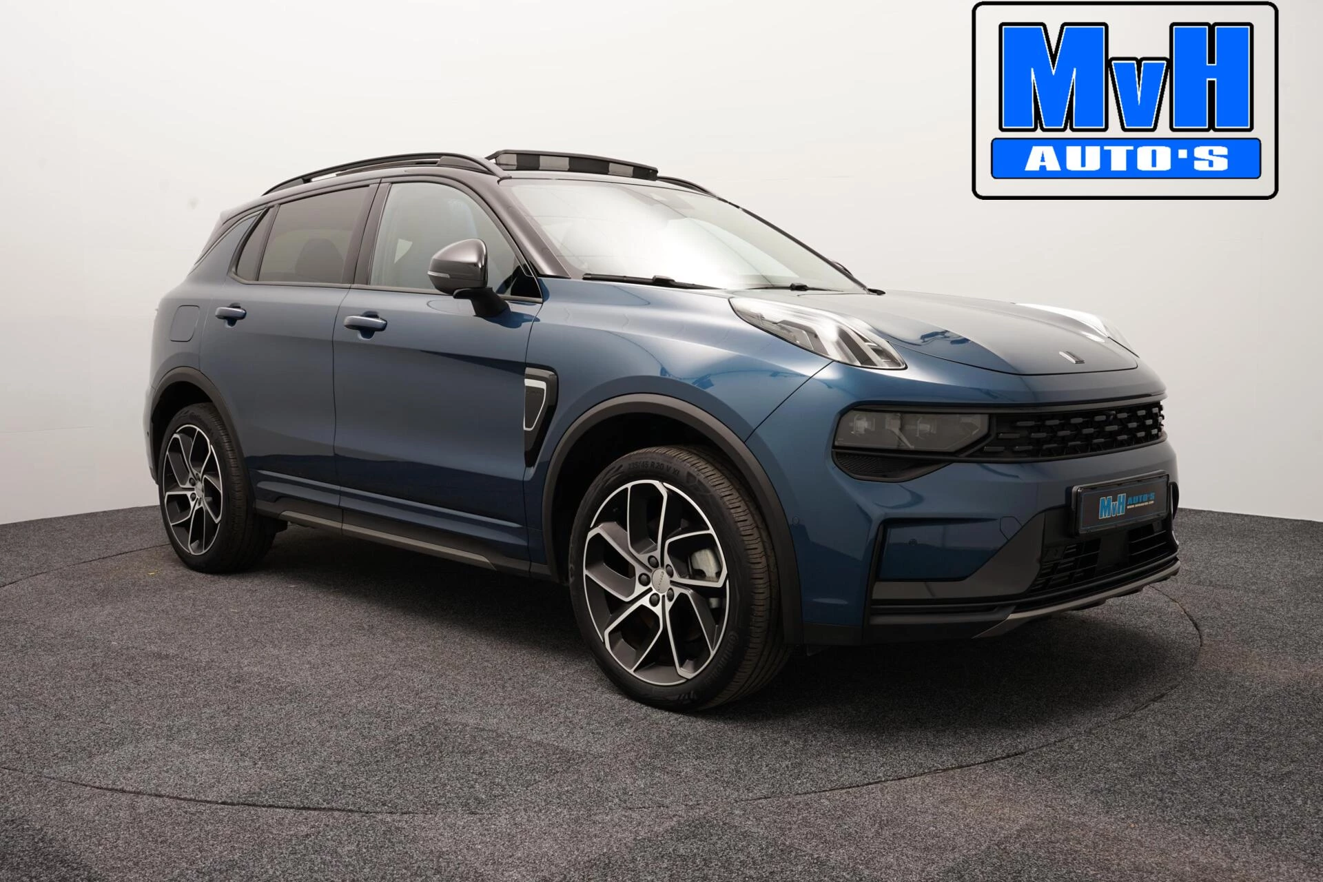 Hoofdafbeelding Lynk & Co 01