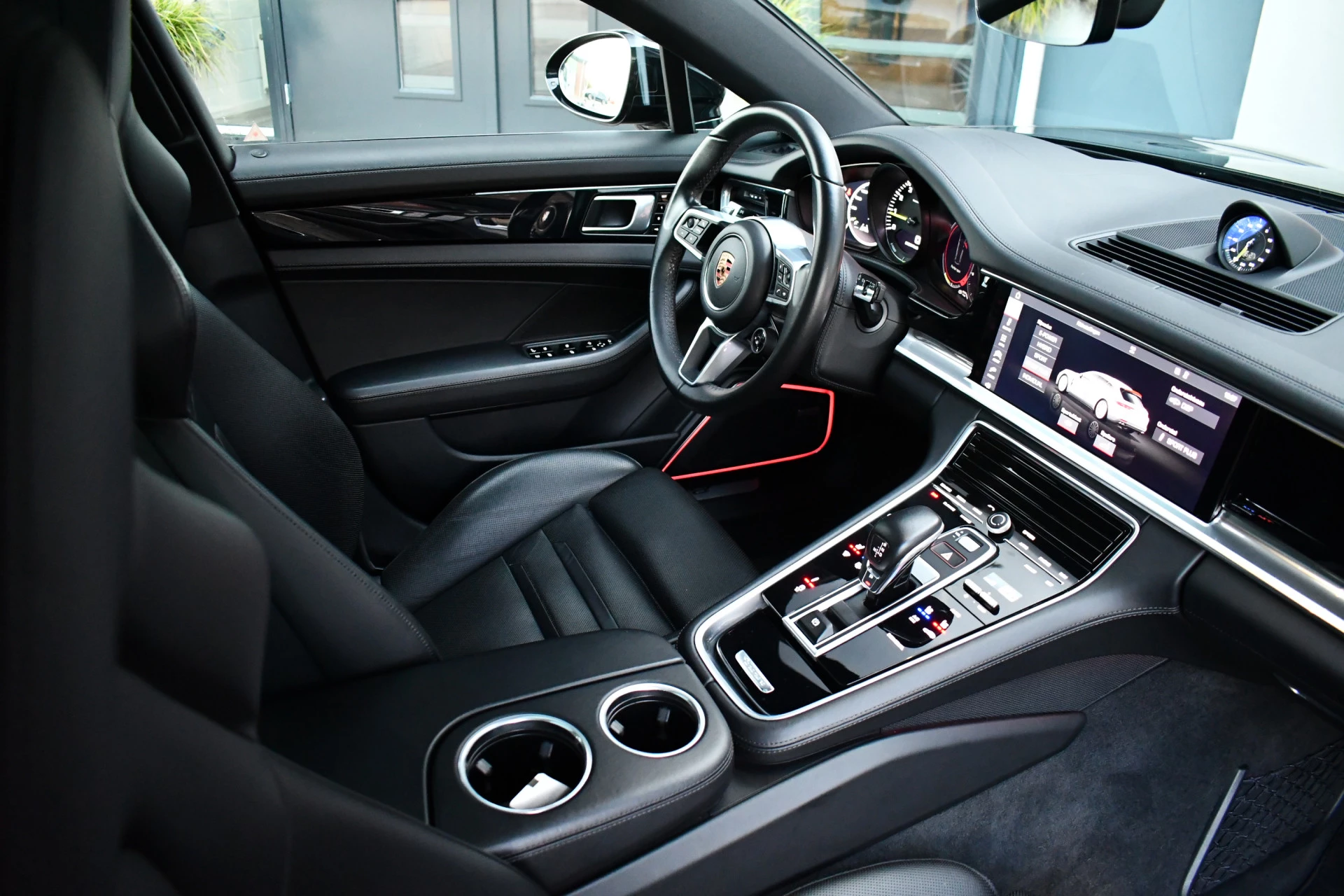 Hoofdafbeelding Porsche Panamera