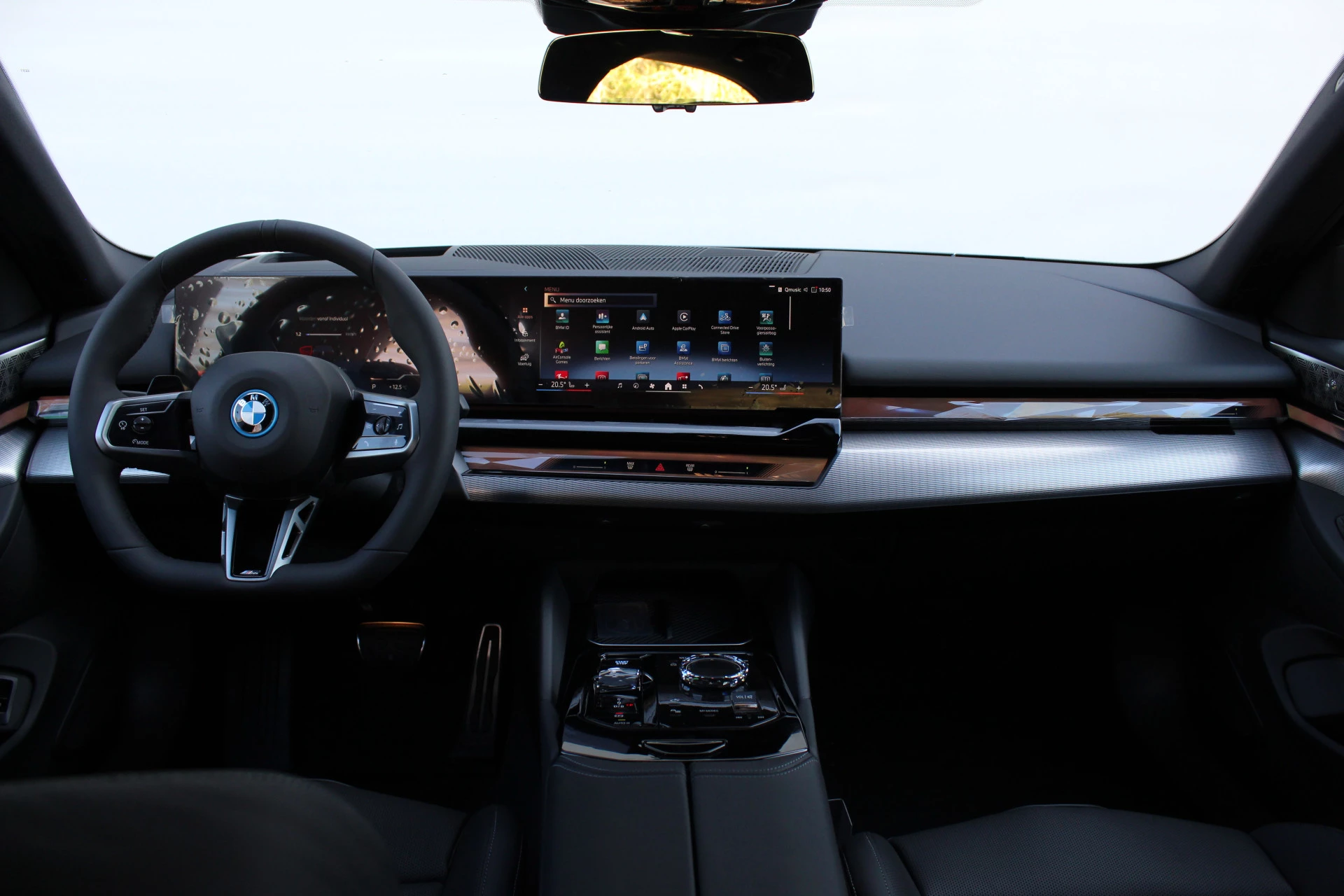 Hoofdafbeelding BMW i5