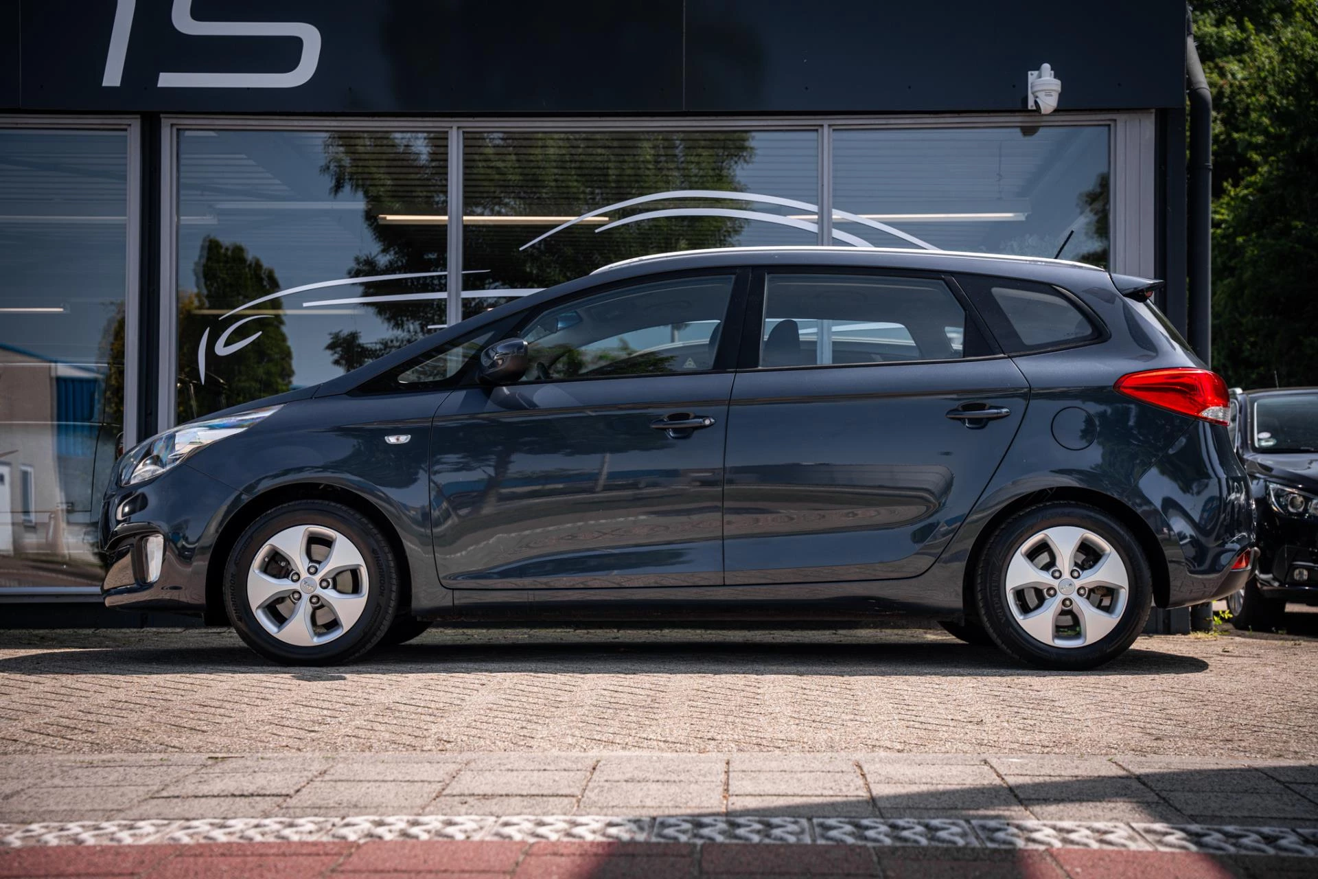 Hoofdafbeelding Kia Carens